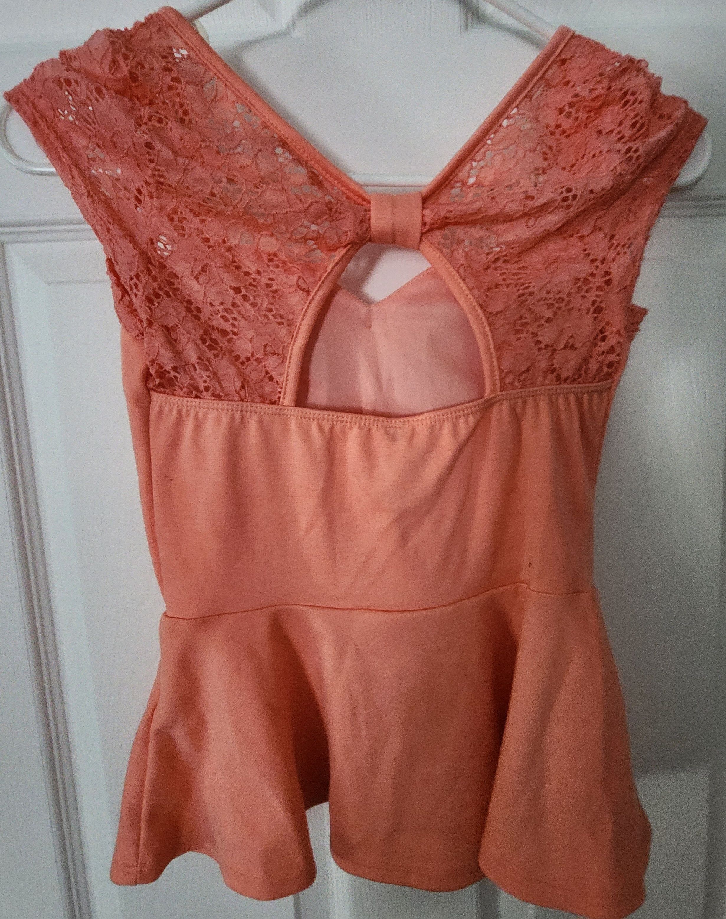 Other Love Culture Peplum Rhinestone Button Coral Eyelet Shirt S Size S / US 4 / IT 40 - 2 Thumbnail