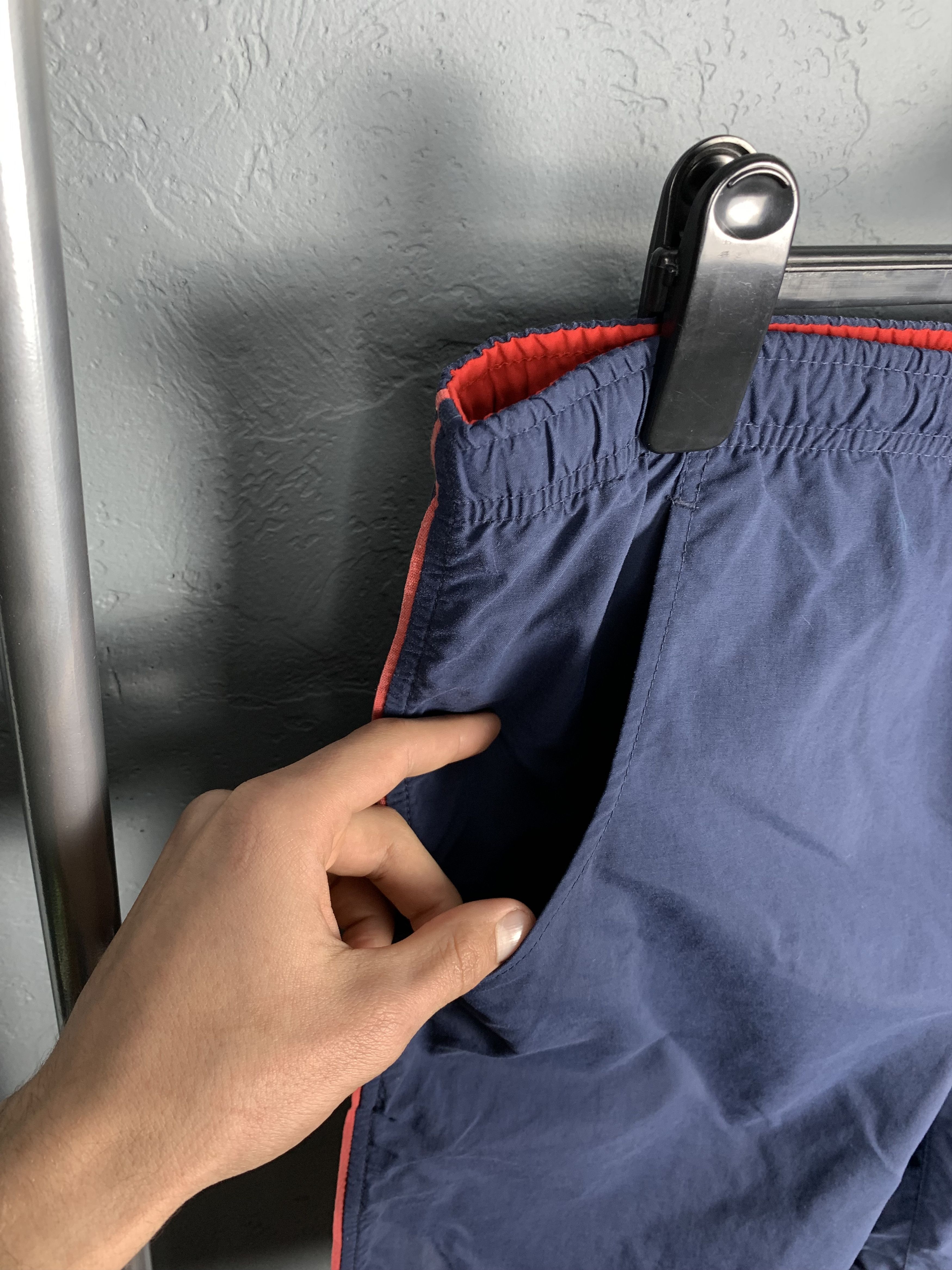 Nike Vintage Nike Mens Nylon Shorts Y2K Size US 34 / EU 50 - 7 Thumbnail