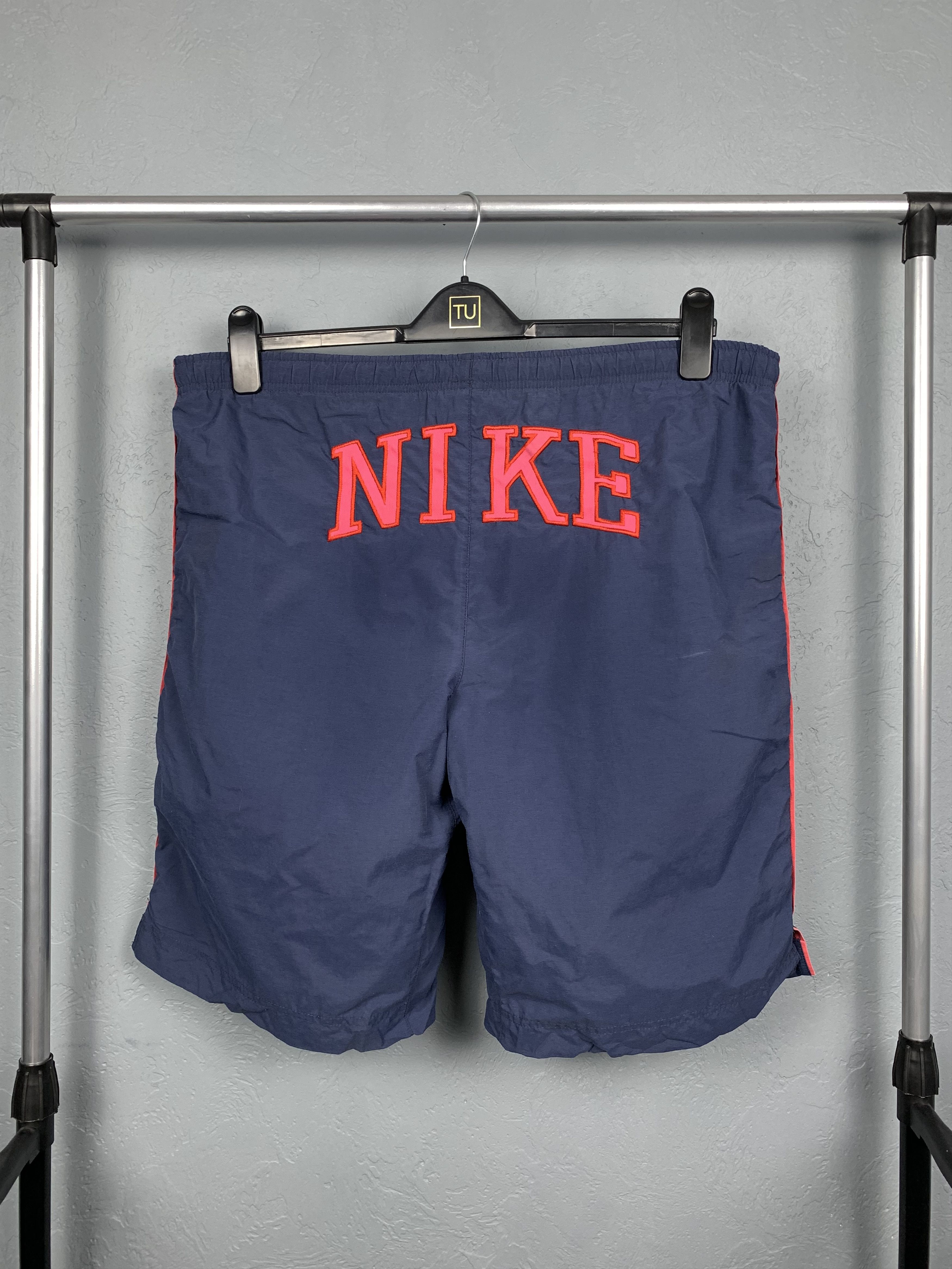 Nike Vintage Nike Mens Nylon Shorts Y2K Size US 34 / EU 50 - 1 Thumbnail