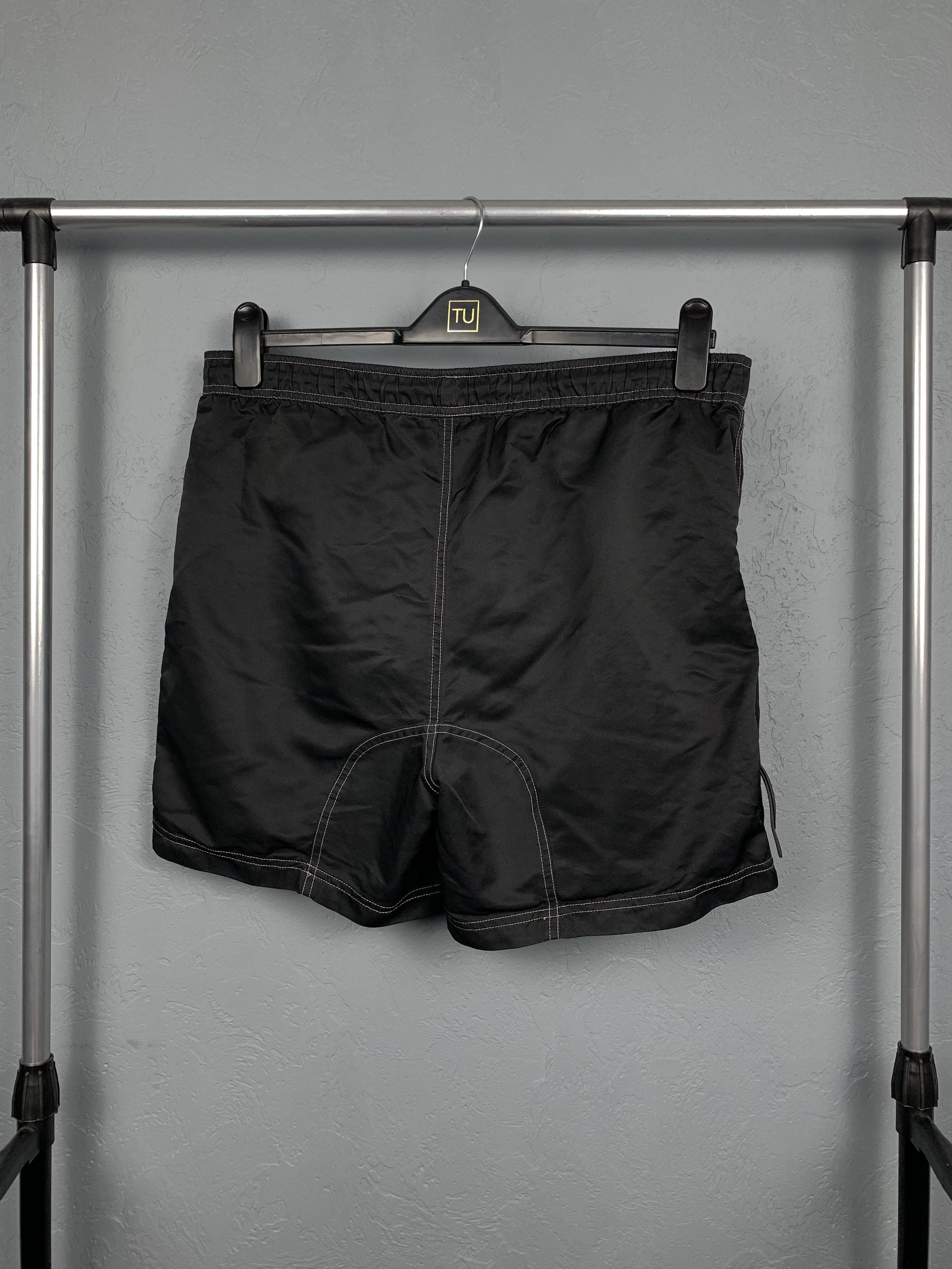 Nike Vintage Nike Mens Nylon Shorts Y2K Size US 34 / EU 50 - 6 Thumbnail