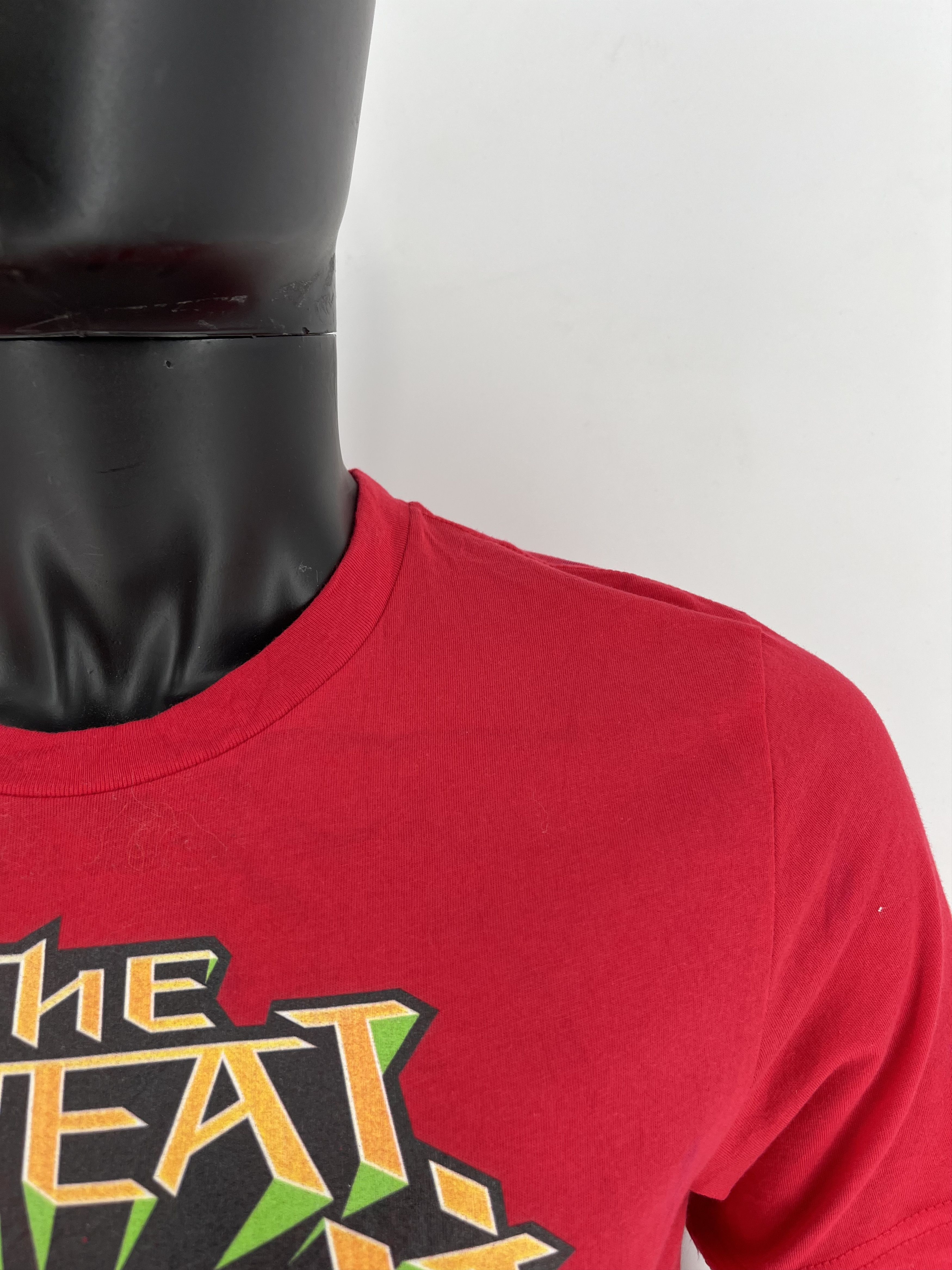 Vintage × WWE Rare Wwe The Great Khali John Cena Y2K band tee Size US M / EU 48-50 / 2 - 7 Thumbnail