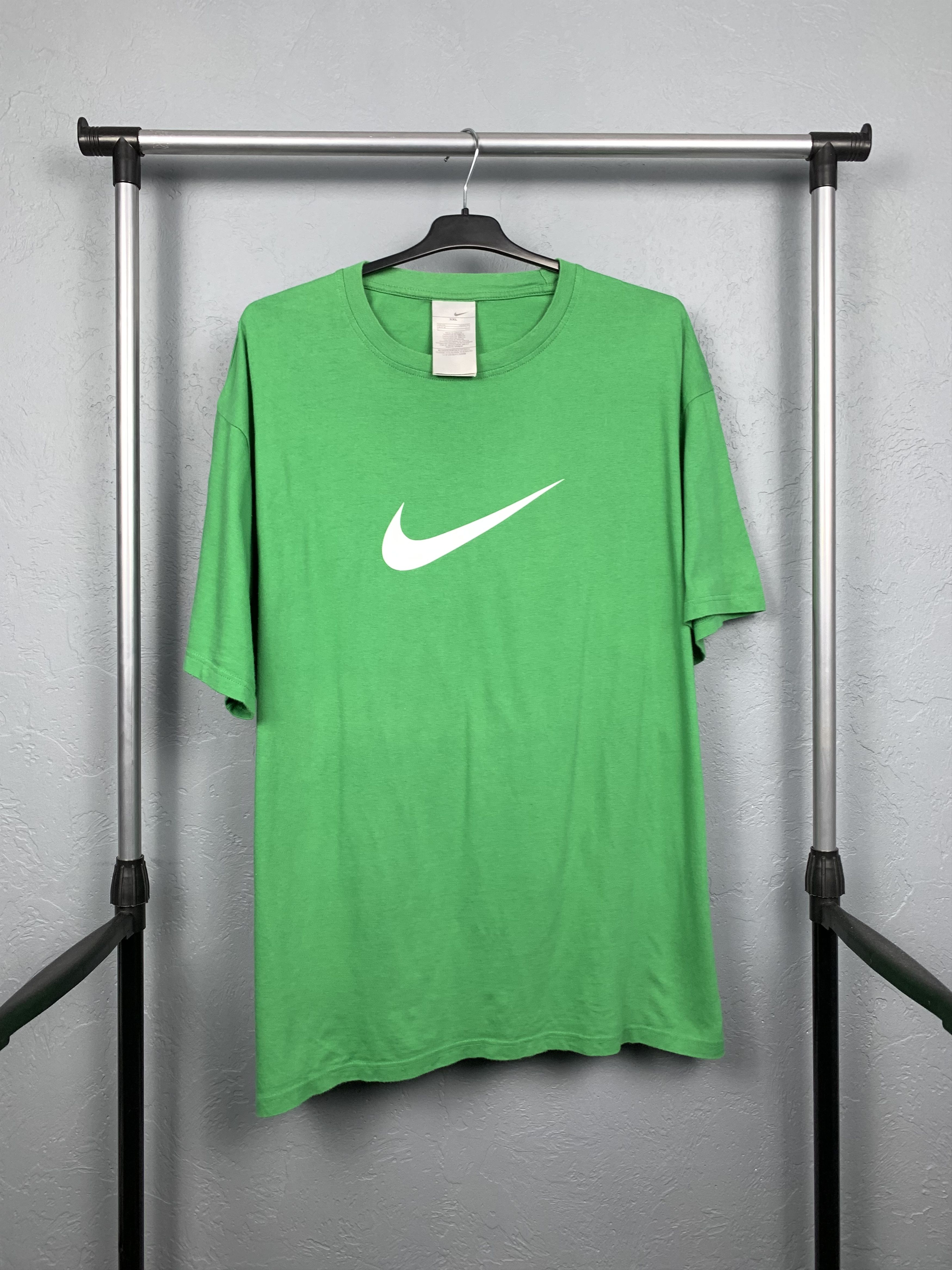 Nike Nike 90s Vintage Mens T-Shirt Tee Size US XL / EU 56 / 4 - 1 Thumbnail