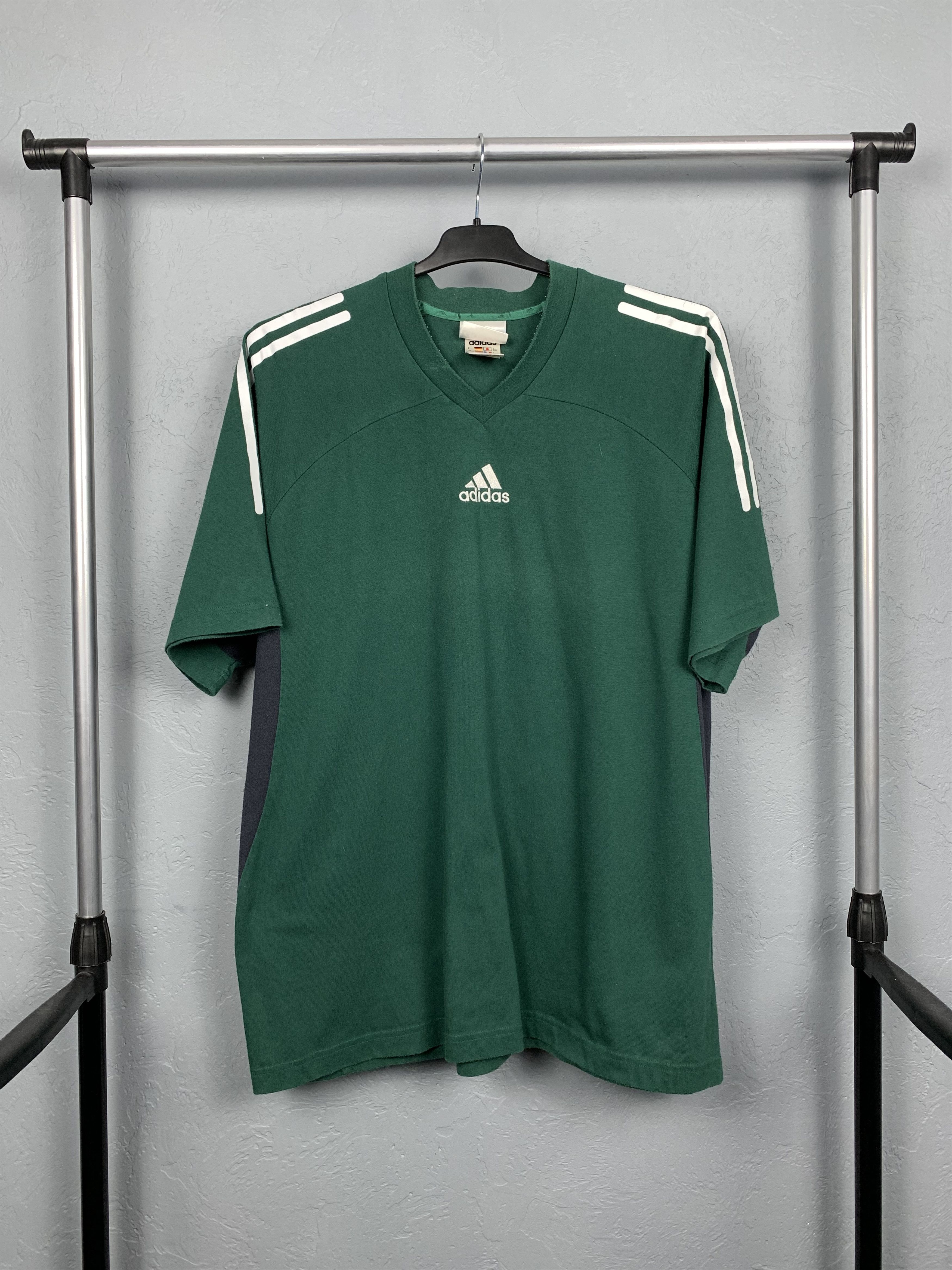 Adidas Adidas Vintage Mens T-Shirt Tee Size US L / EU 52-54 / 3 - 1 Thumbnail