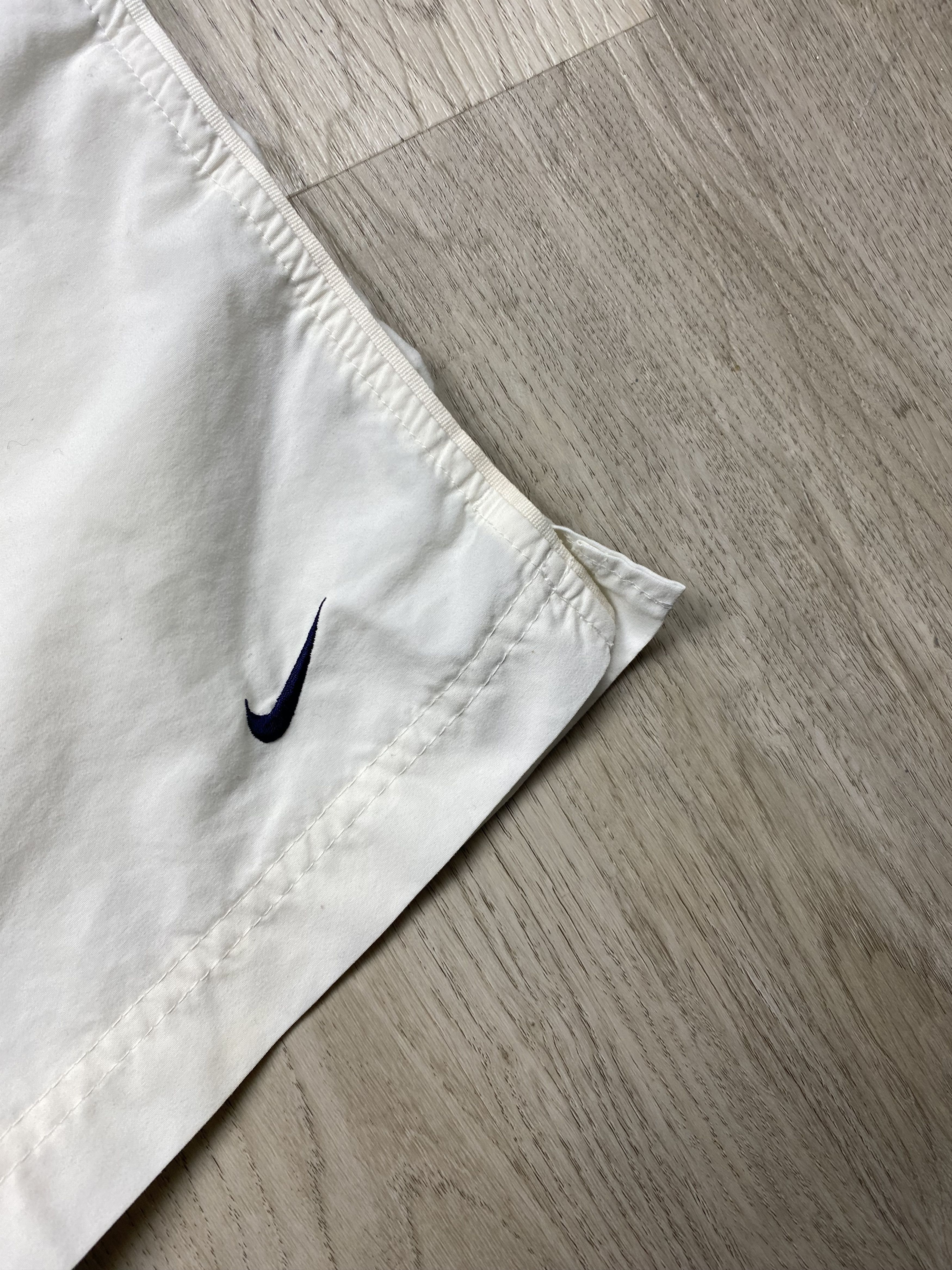 Nike × Vintage Vintage Nike Mens Nylon Shorts Y2K Size US 32 / EU 48 - 3 Thumbnail