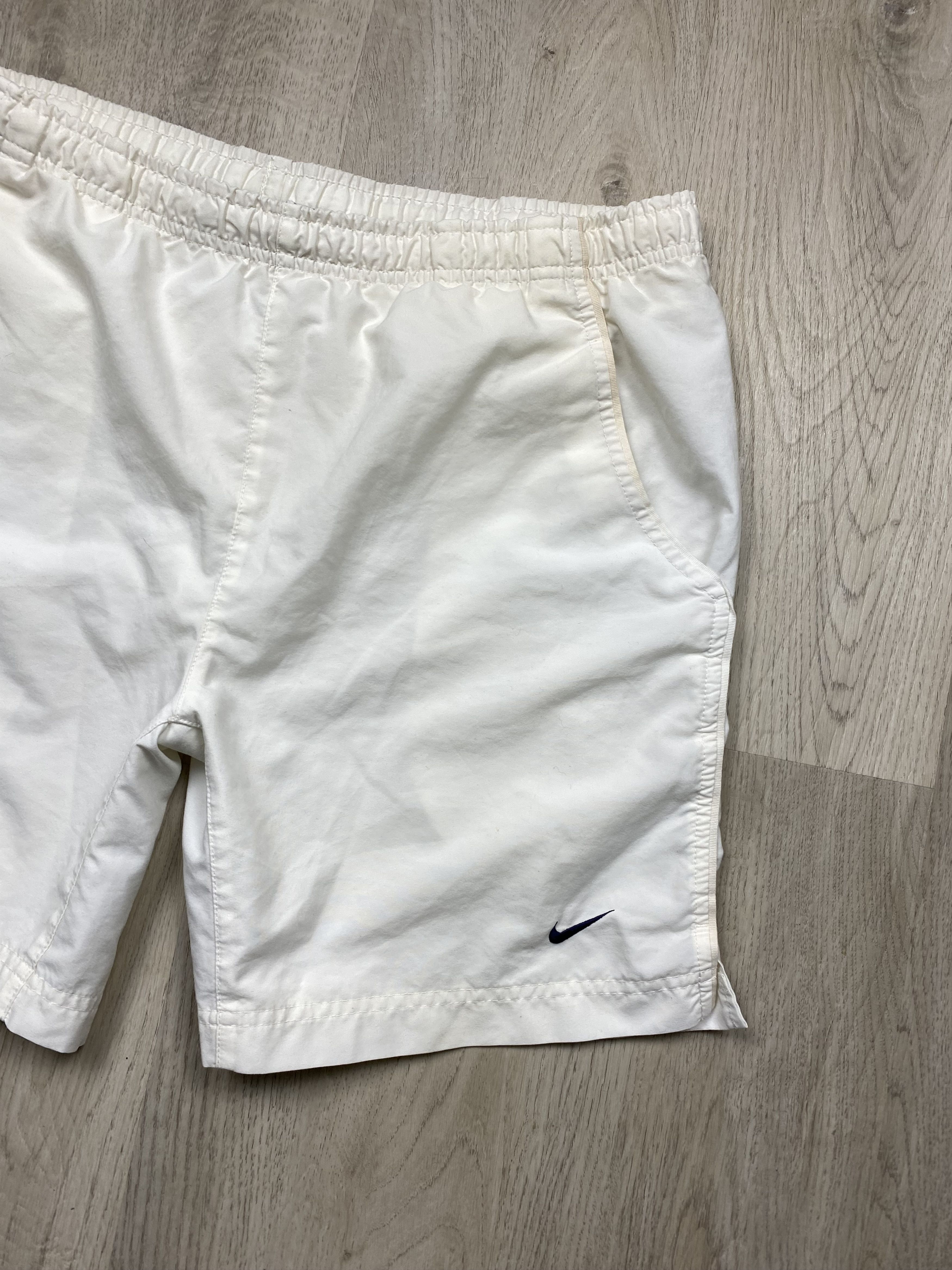 Nike × Vintage Vintage Nike Mens Nylon Shorts Y2K Size US 32 / EU 48 - 2 Thumbnail