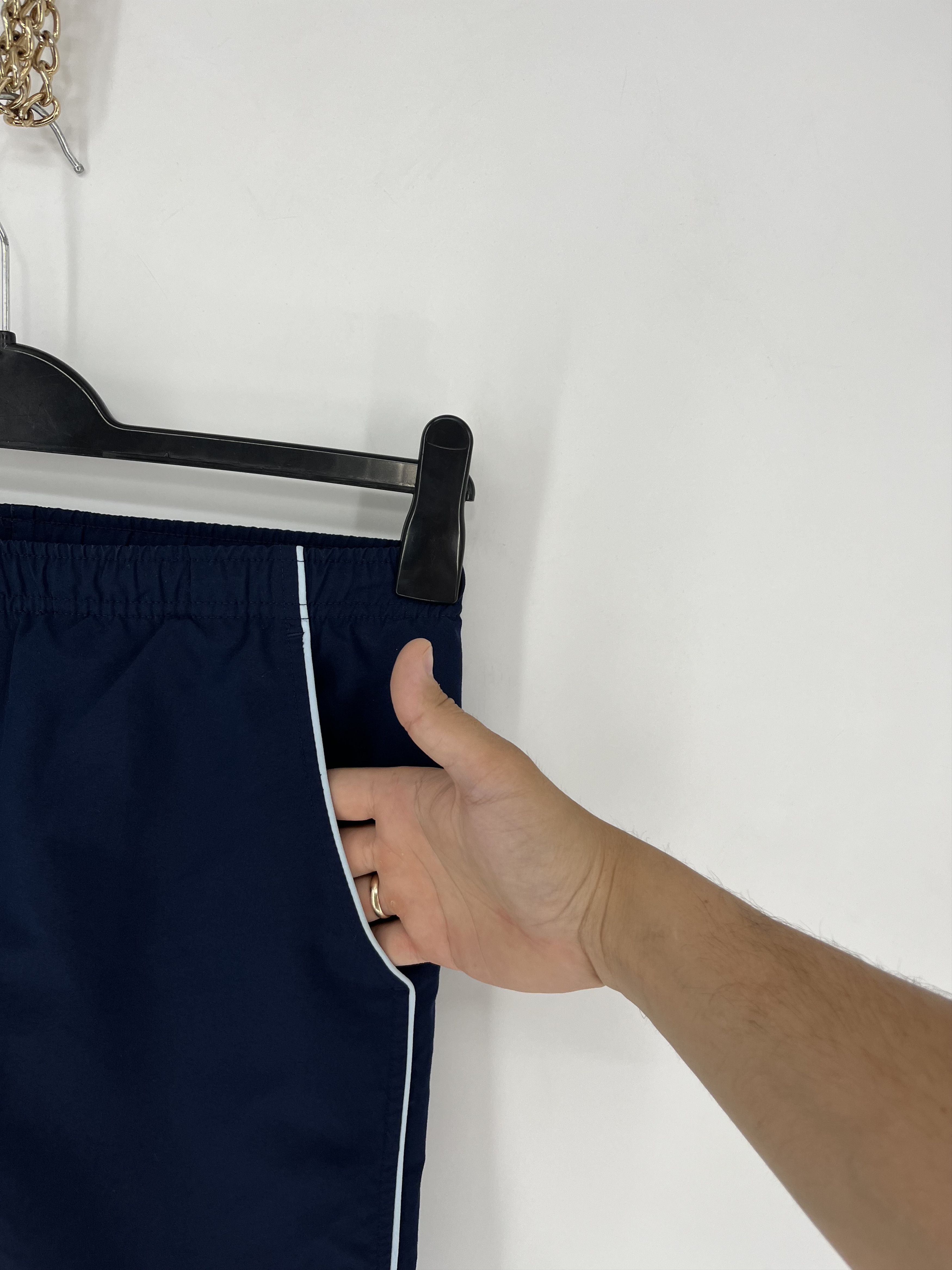 Nike 90s Vintage Nike Black Nylon Mini Swoosh Shorts Travis Style Size US 32 / EU 48 - 7 Thumbnail