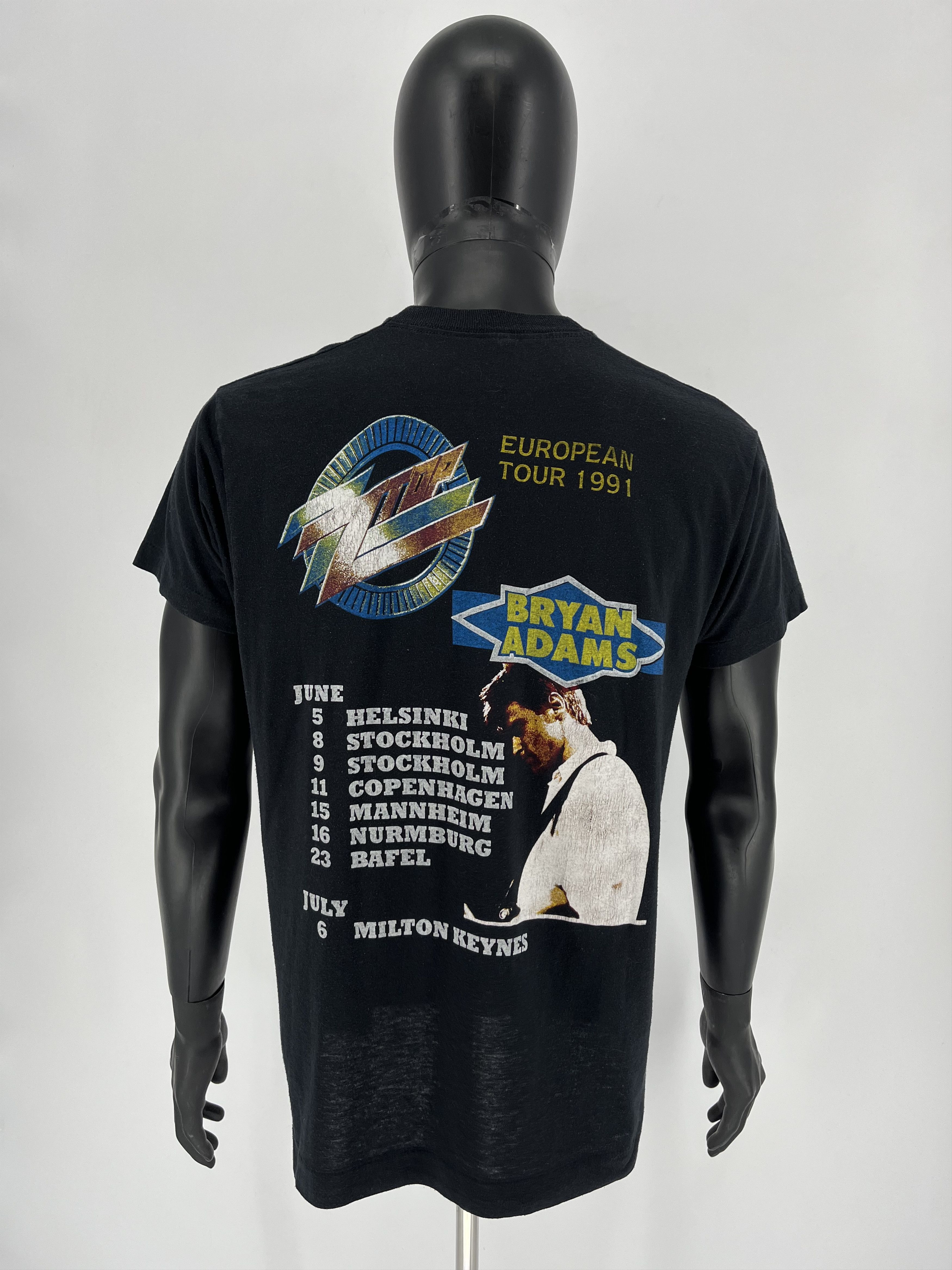 Band Tees Bryan Adams 1991 recycler vintage rock band tour tee Size US L / EU 52-54 / 3 - 9 Thumbnail