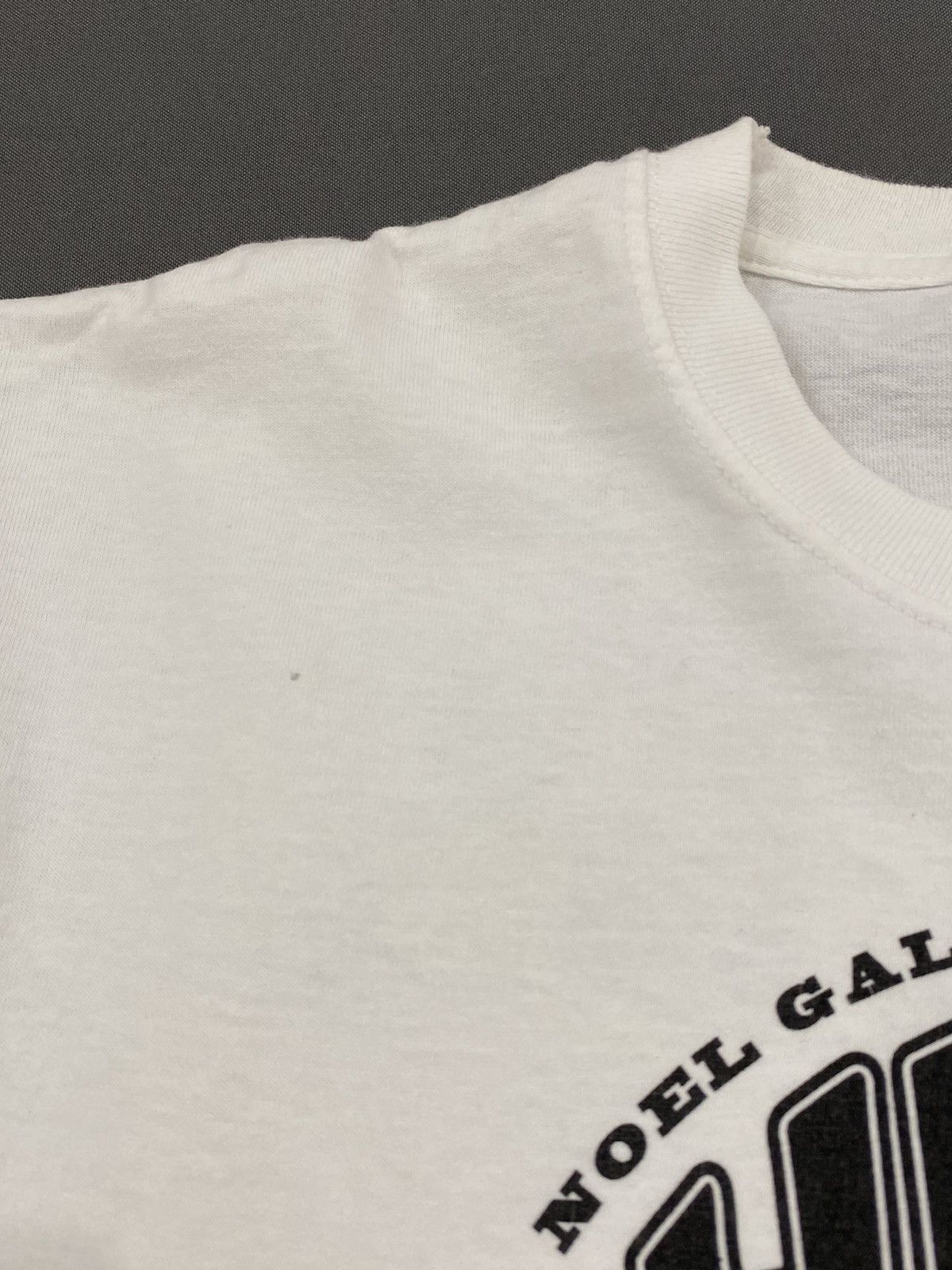 Band Tees 2012 Noel Gallagher’s High Flying Birds UK Tour Gig T-Shirt Size US L / EU 52-54 / 3 - 4 Thumbnail