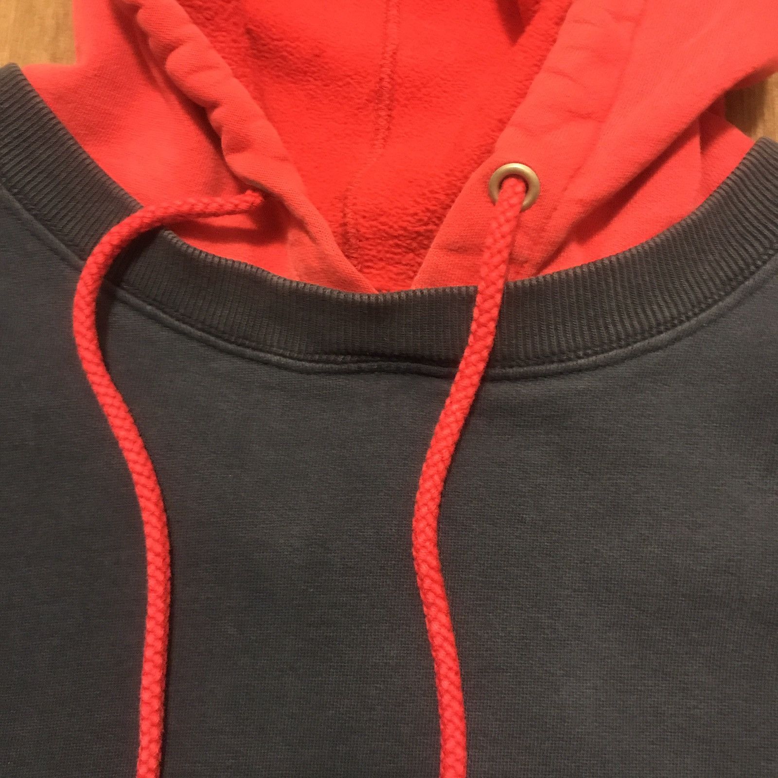 Tommy Hilfiger Tommy Hilfiger Hooded Sweatshirt Hoodie Crest Logo Big Flag Size US L / EU 52-54 / 3 - 4 Thumbnail
