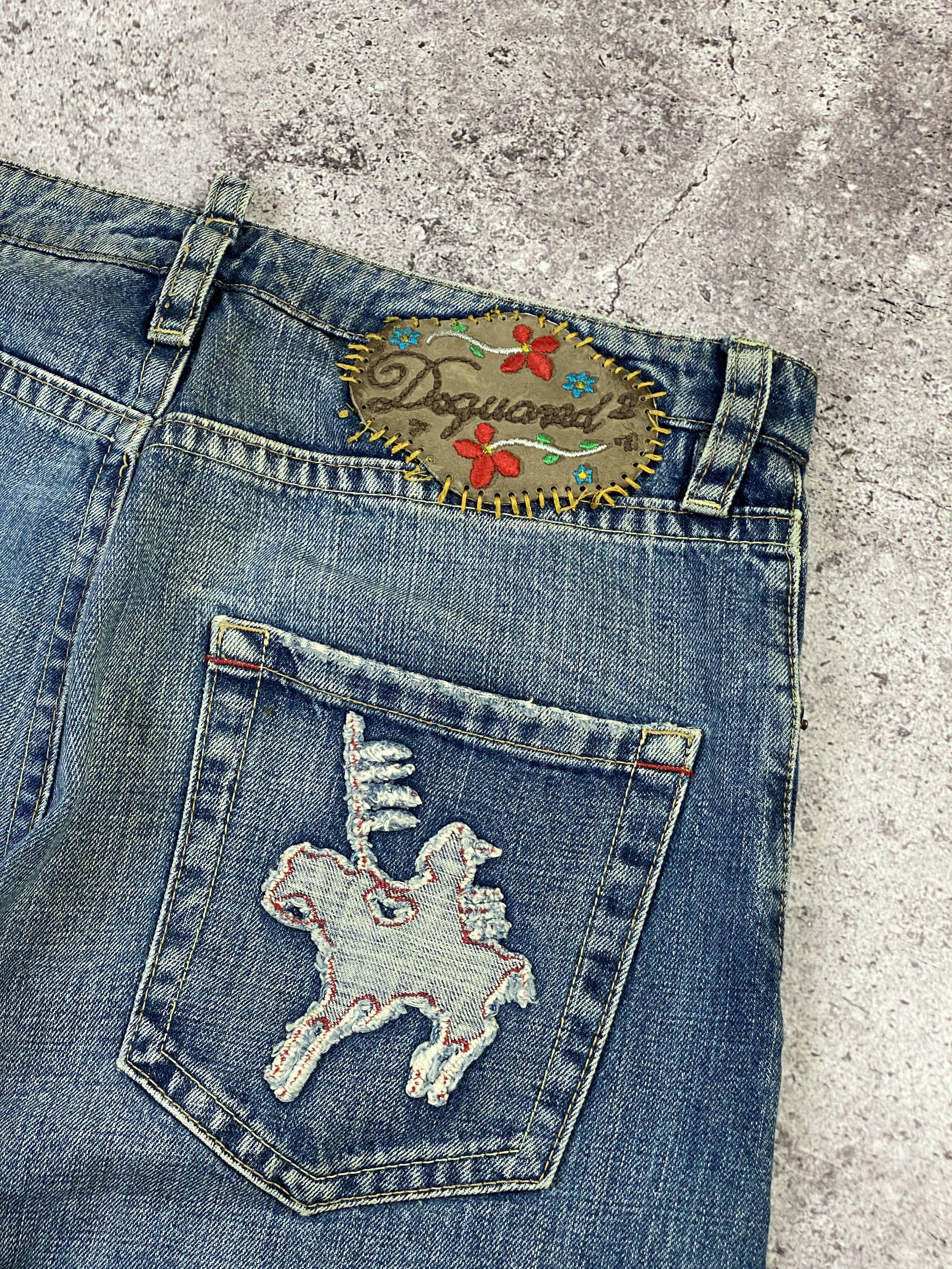 Dsquared2 × Vintage Dsquared2 Embroidered Cross Blue Jeans Distressed Shorts Size US 32 / EU 48 - 9 Thumbnail