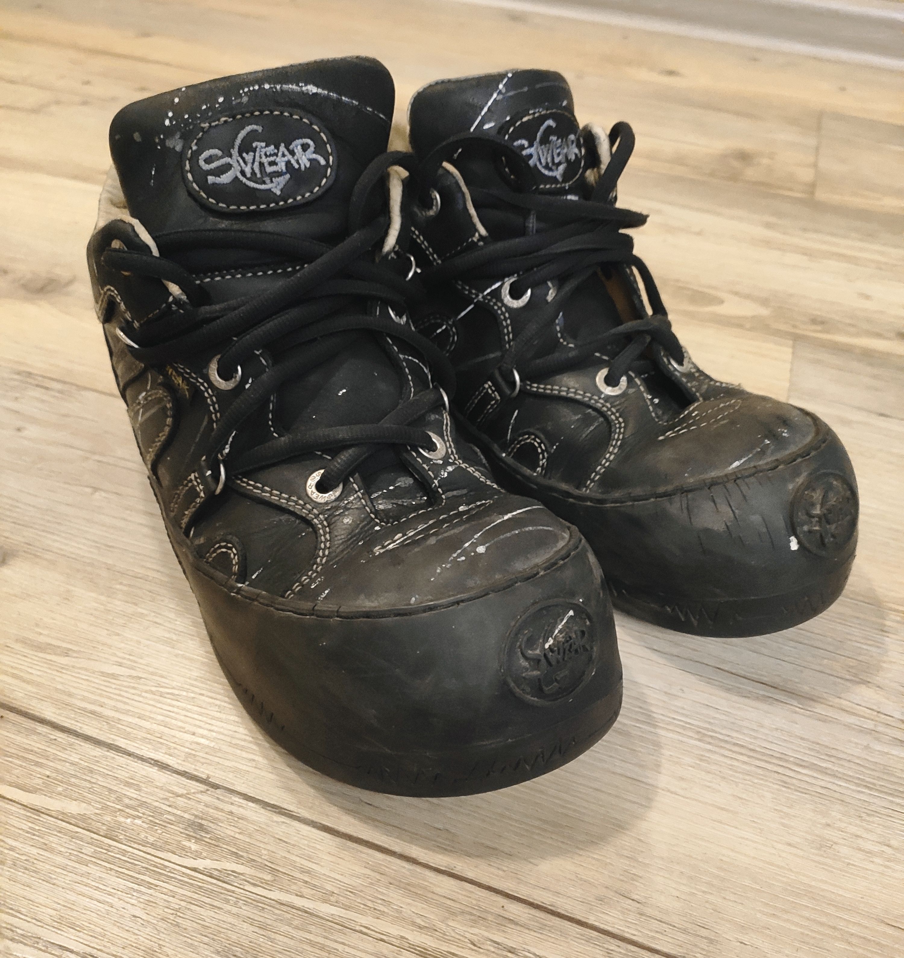SWEAR London 90's criminal skateboarders.Like Vetements or Balenciaga Size US 8.5 / EU 41-42 - 3 Thumbnail