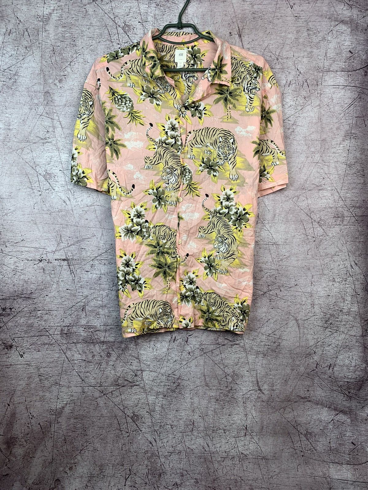 Japanese Brand Vintage Japanese Asian Tiger Shirt Size US L / EU 52-54 / 3 - 1 Thumbnail