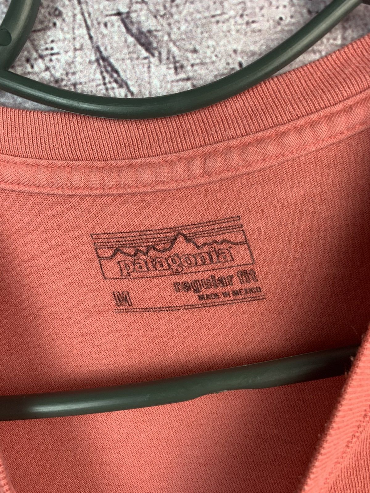 Patagonia Patagonia Logo Mens T-Shirt Size US M / EU 48-50 / 2 - 6 Thumbnail