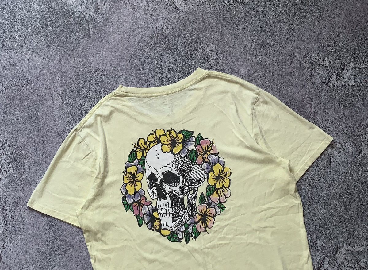 Quicksilver × Quiksilver Quiksilver M big logo scull flowers 💐 tee T-shirt polo dress Size US M / EU 48-50 / 2 - 4 Thumbnail