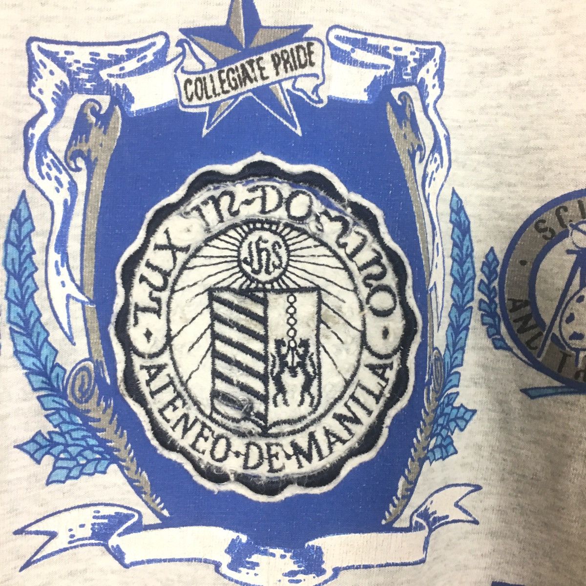 Other Vintage 90’s The Ateneo de Manila University Crew Neck Size US M / EU 48-50 / 2 - 5 Thumbnail