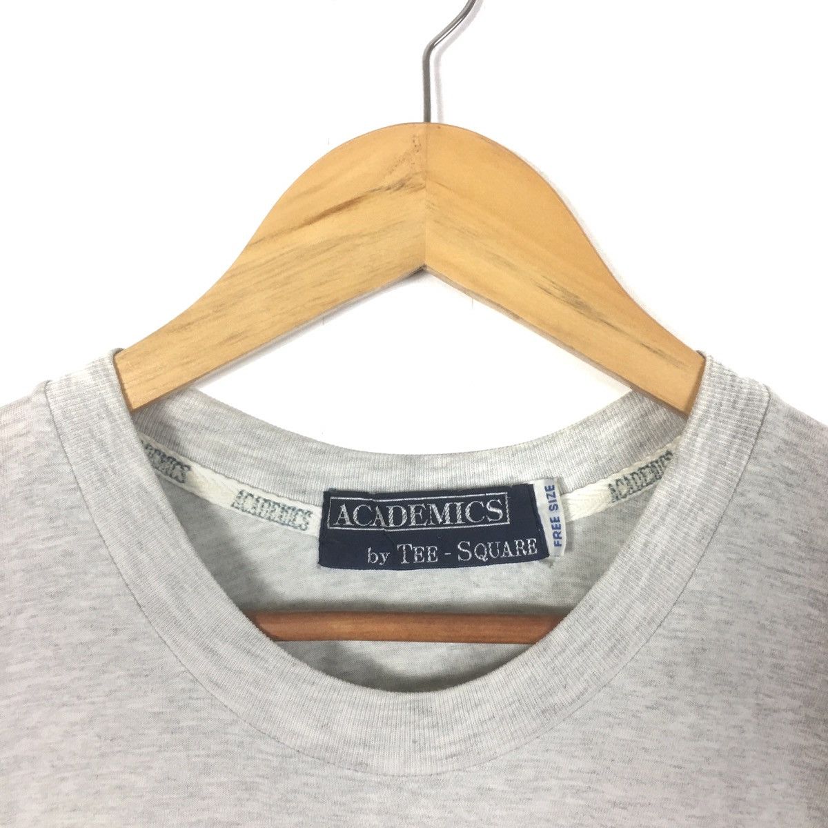 Other Vintage 90’s The Ateneo de Manila University Crew Neck Size US M / EU 48-50 / 2 - 6 Thumbnail