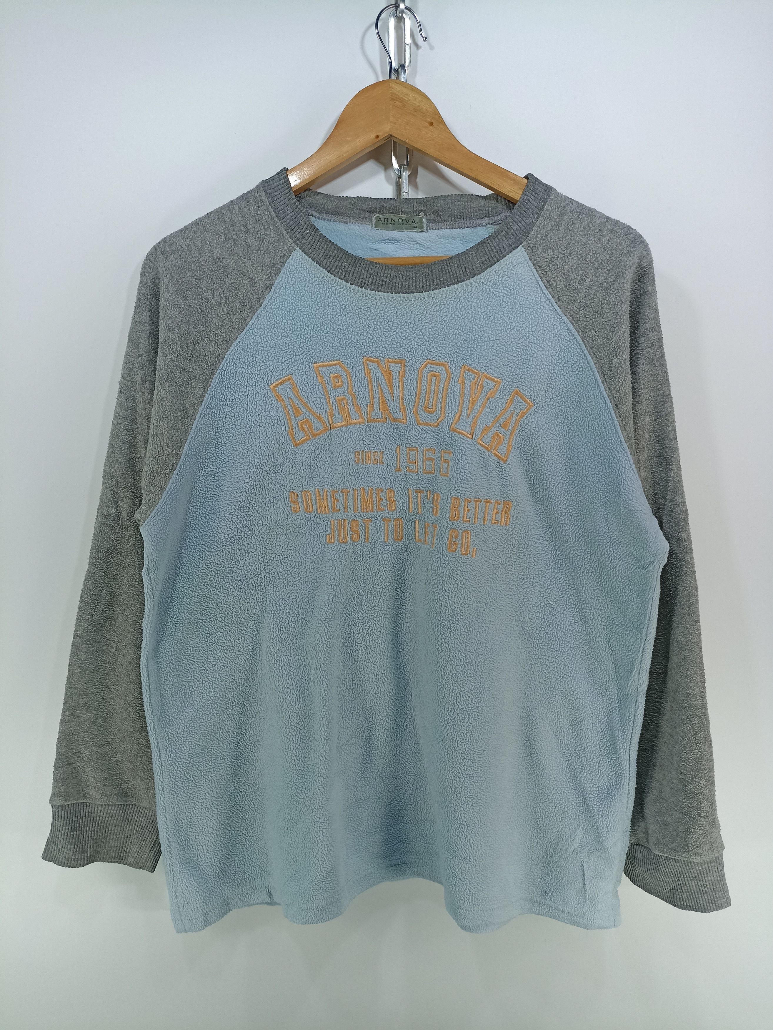 Japanese Brand × Vintage Vintage Arnova Embroidered Fleece Sweatshirt Size US M / EU 48-50 / 2 - 1 Thumbnail