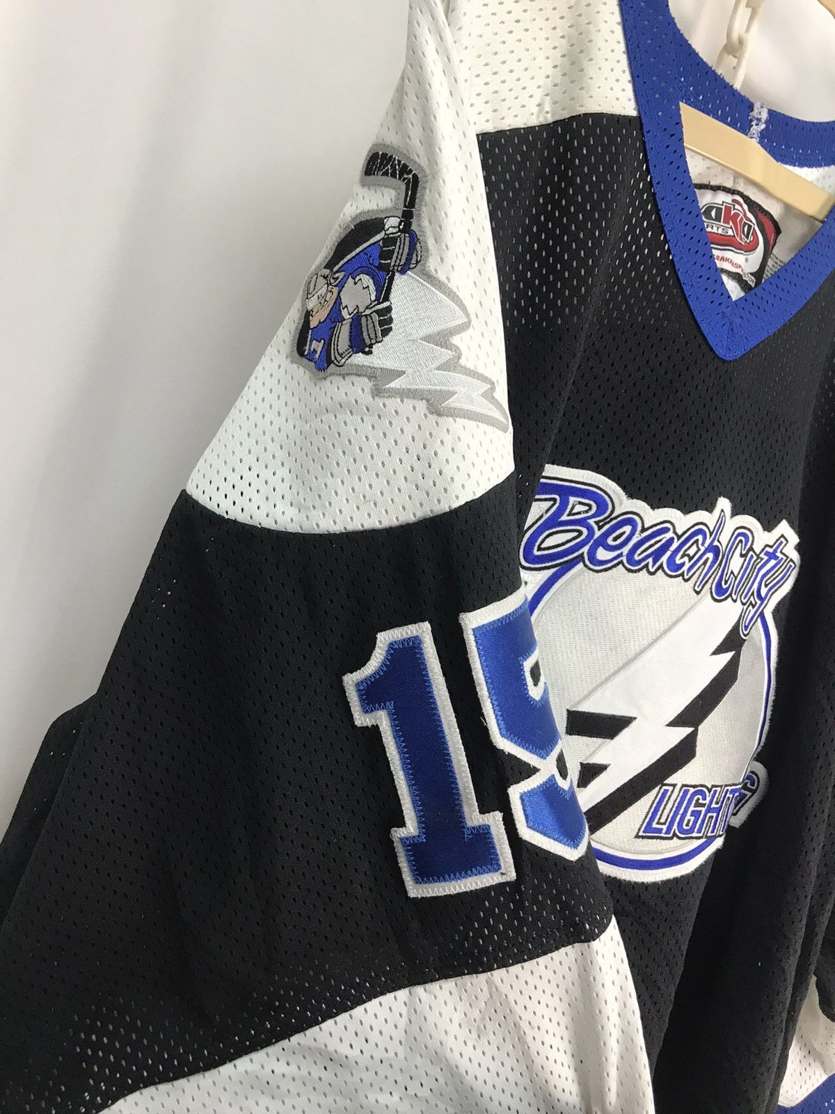 Vintage Vintage ice hockey jersey with patches by bakka sport Size US L / EU 52-54 / 3 - 7 Thumbnail