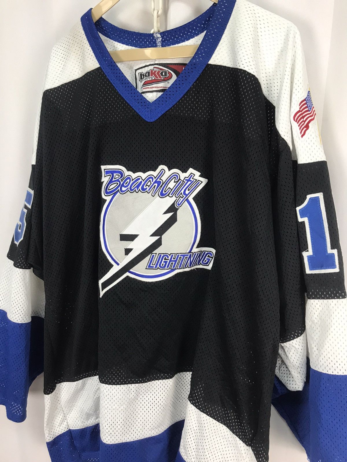Vintage Vintage ice hockey jersey with patches by bakka sport Size US L / EU 52-54 / 3 - 5 Thumbnail
