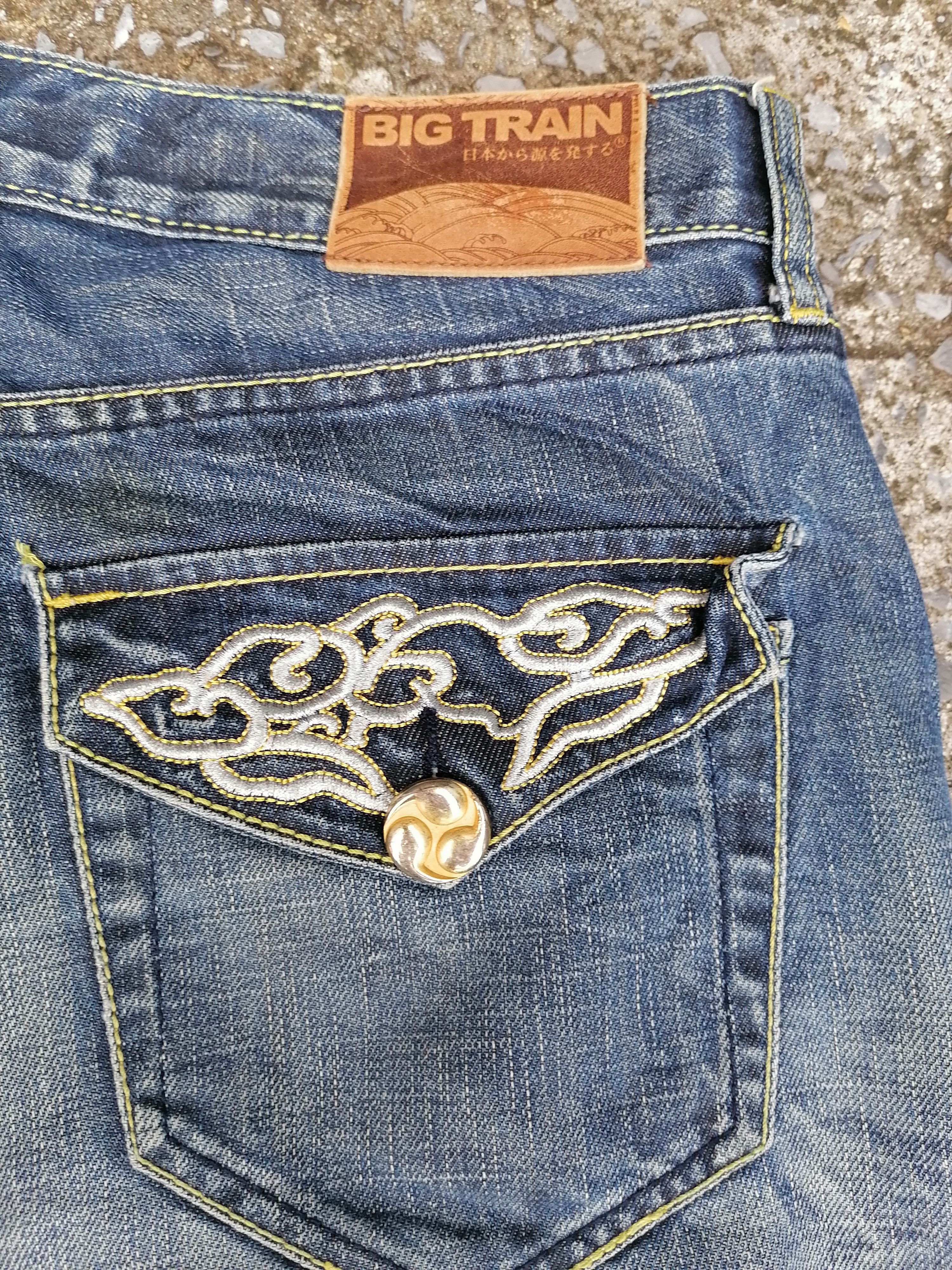 Japanese Brand Osaka Big Train Bleached Jeans Size US 34 / EU 50 - 4 Thumbnail