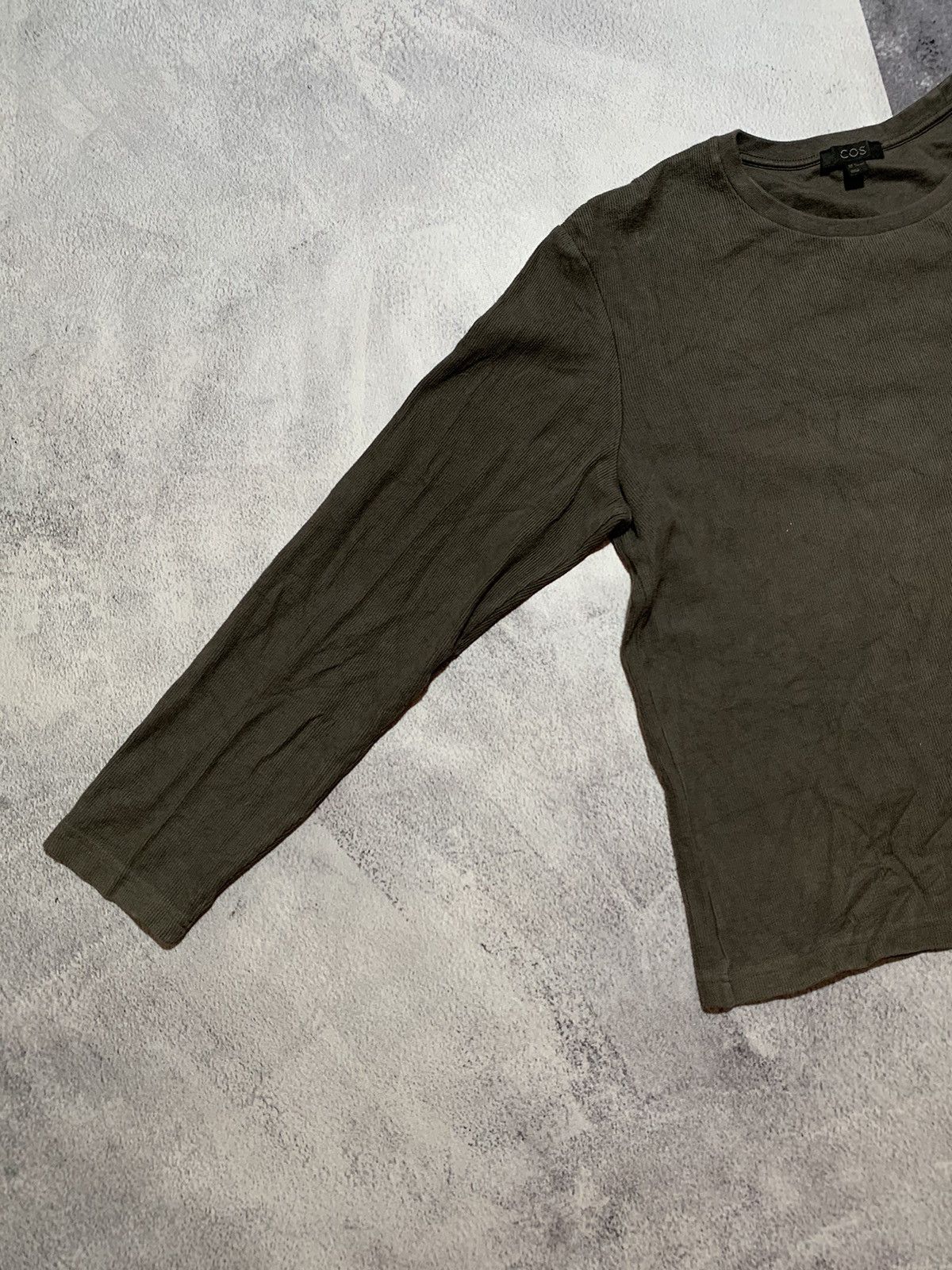 Cos × Vintage Vintage Y2K COS sweater old money style size M Size US M / EU 48-50 / 2 - 2 Thumbnail