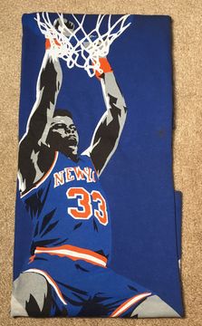 90's New York Knicks Patrick Ewing T-Shirt Size Small