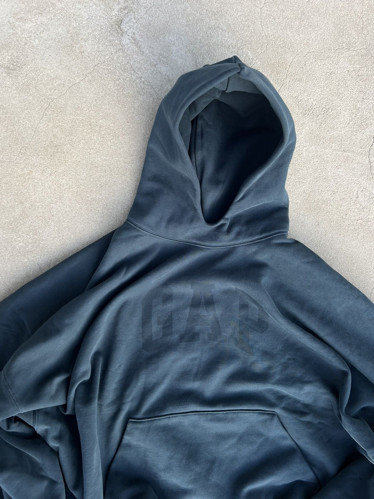 Gap Balenciaga Yeezy Gap Engineered Dove Hoodie Size US XXL / EU 58 / 5 - 5 Thumbnail