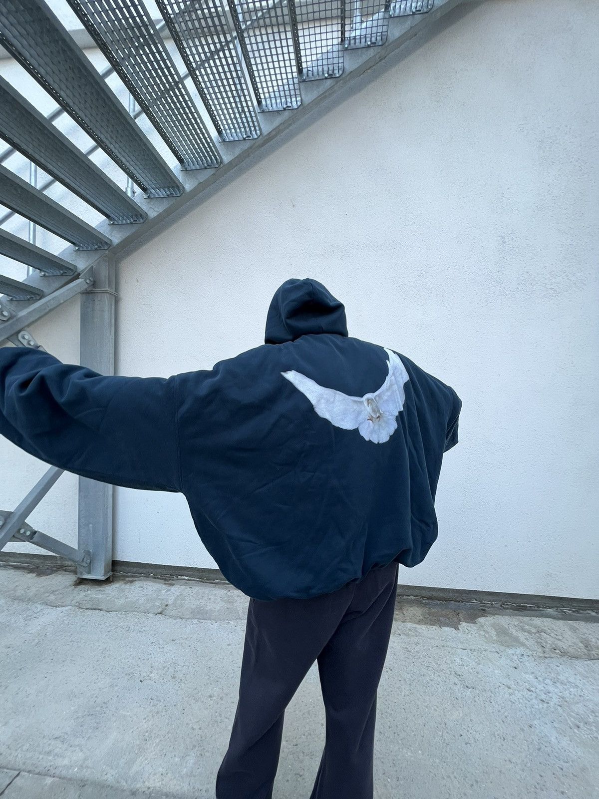 Gap Balenciaga Yeezy Gap Engineered Dove Hoodie Size US XXL / EU 58 / 5 - 9 Thumbnail