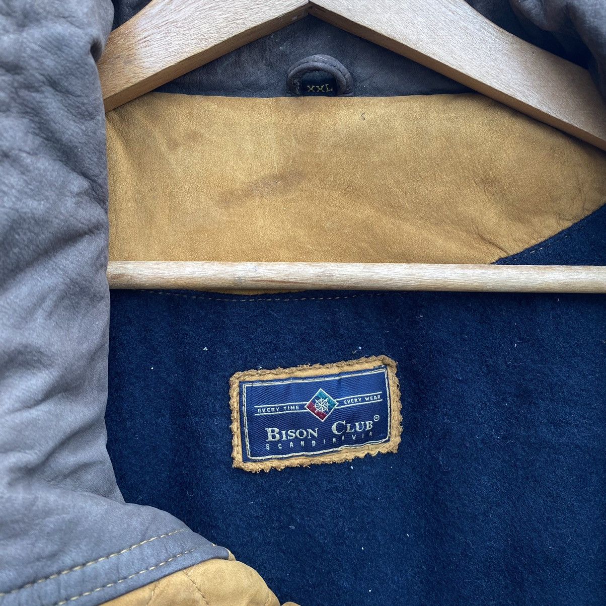 Japanese Brand × Vintage Vtg Bison Club Scandinavia Drawstring Suede Leather Jacket Size US XL / EU 56 / 4 - 3 Thumbnail