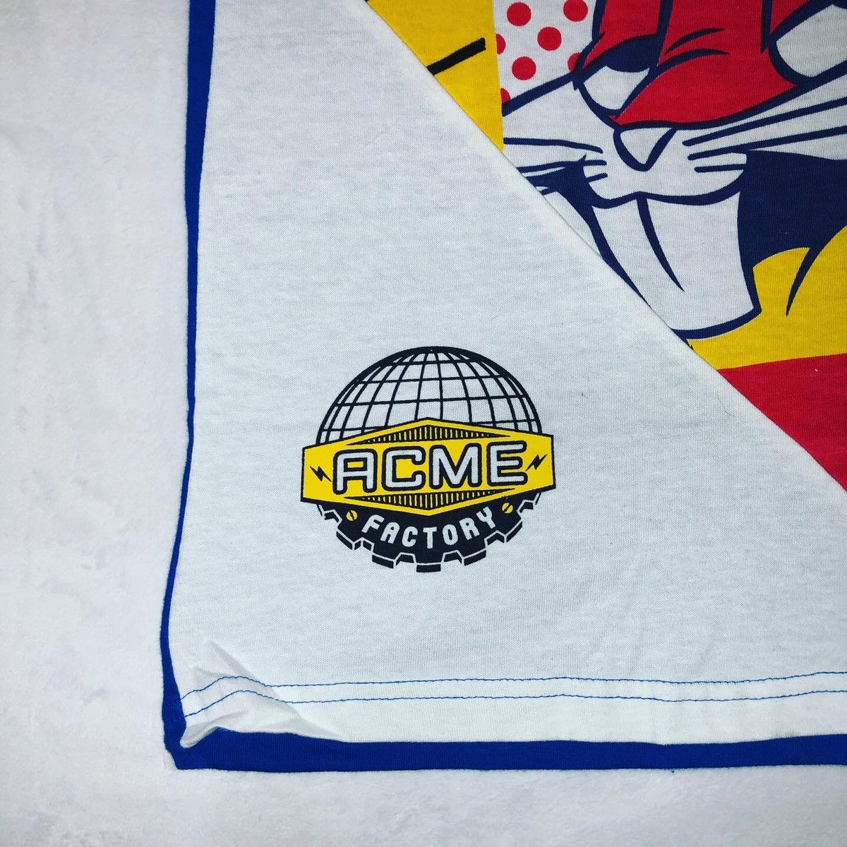 Vintage Vintage Warner Bros. ACME FACTORY “Looney Tunes Squad Tee” Size US M / EU 48-50 / 2 - 5 Thumbnail