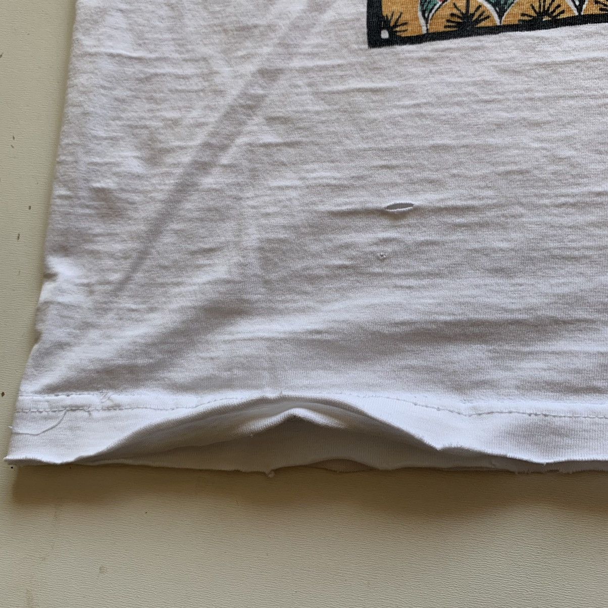 Vintage Vintage 1990s Native Aboriginal Art Graphic T Shirt White Size US L / EU 52-54 / 3 - 7 Thumbnail