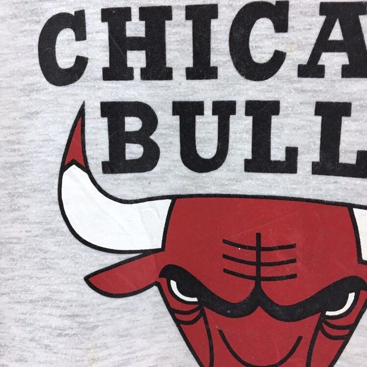 NBA CHICAGO BULLS Crewneck Long Sleeve Shirts Size US S / EU 44-46 / 1 - 7 Thumbnail