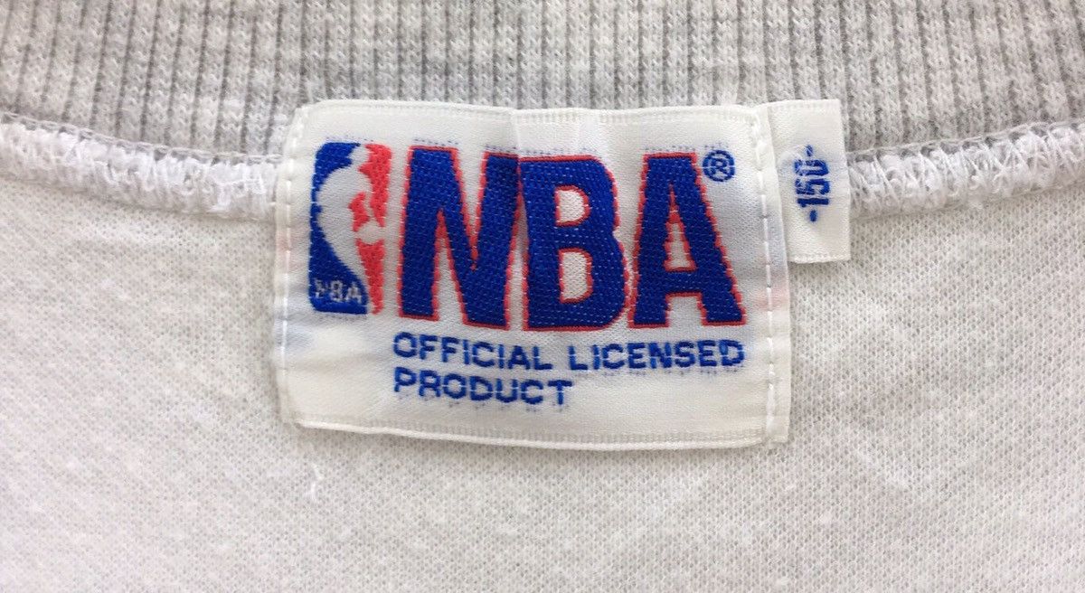 NBA CHICAGO BULLS Crewneck Long Sleeve Shirts Size US S / EU 44-46 / 1 - 9 Thumbnail