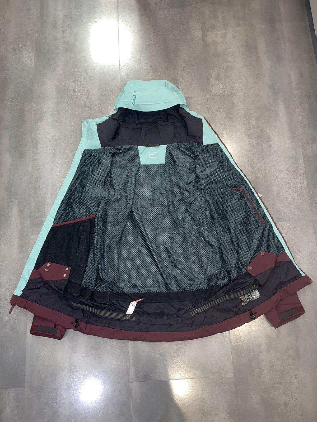 Arc'teryx !DSWT! Arc'Teryx Rush IS Goretex Technical Multicolor Jacket Size US XL / EU 56 / 4 - 15 Thumbnail