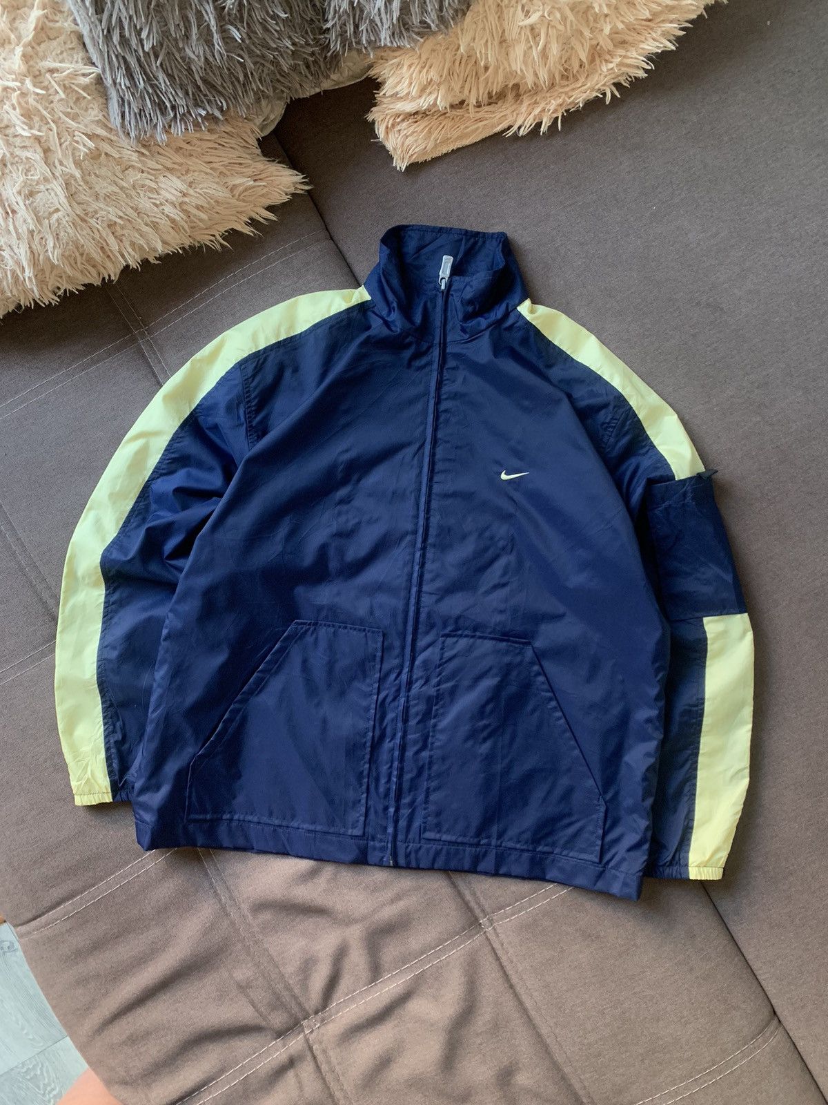 Nike Vintage Nike Athletic Y2K Nylon Light Jacket Navy big logo Size M / US 6-8 / IT 42-44 - 1 Thumbnail