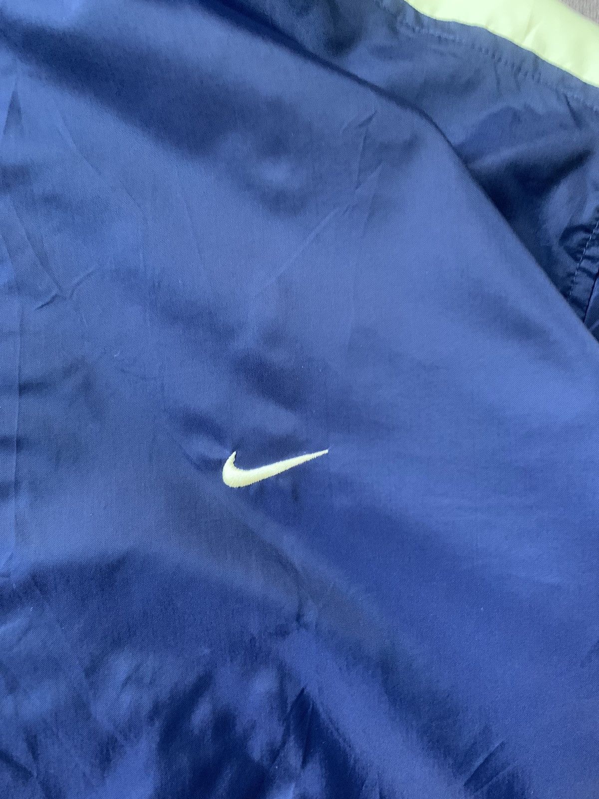 Nike Vintage Nike Athletic Y2K Nylon Light Jacket Navy big logo Size M / US 6-8 / IT 42-44 - 7 Thumbnail