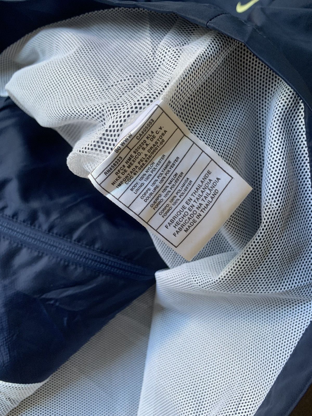 Nike Vintage Nike Athletic Y2K Nylon Light Jacket Navy big logo Size M / US 6-8 / IT 42-44 - 10 Thumbnail