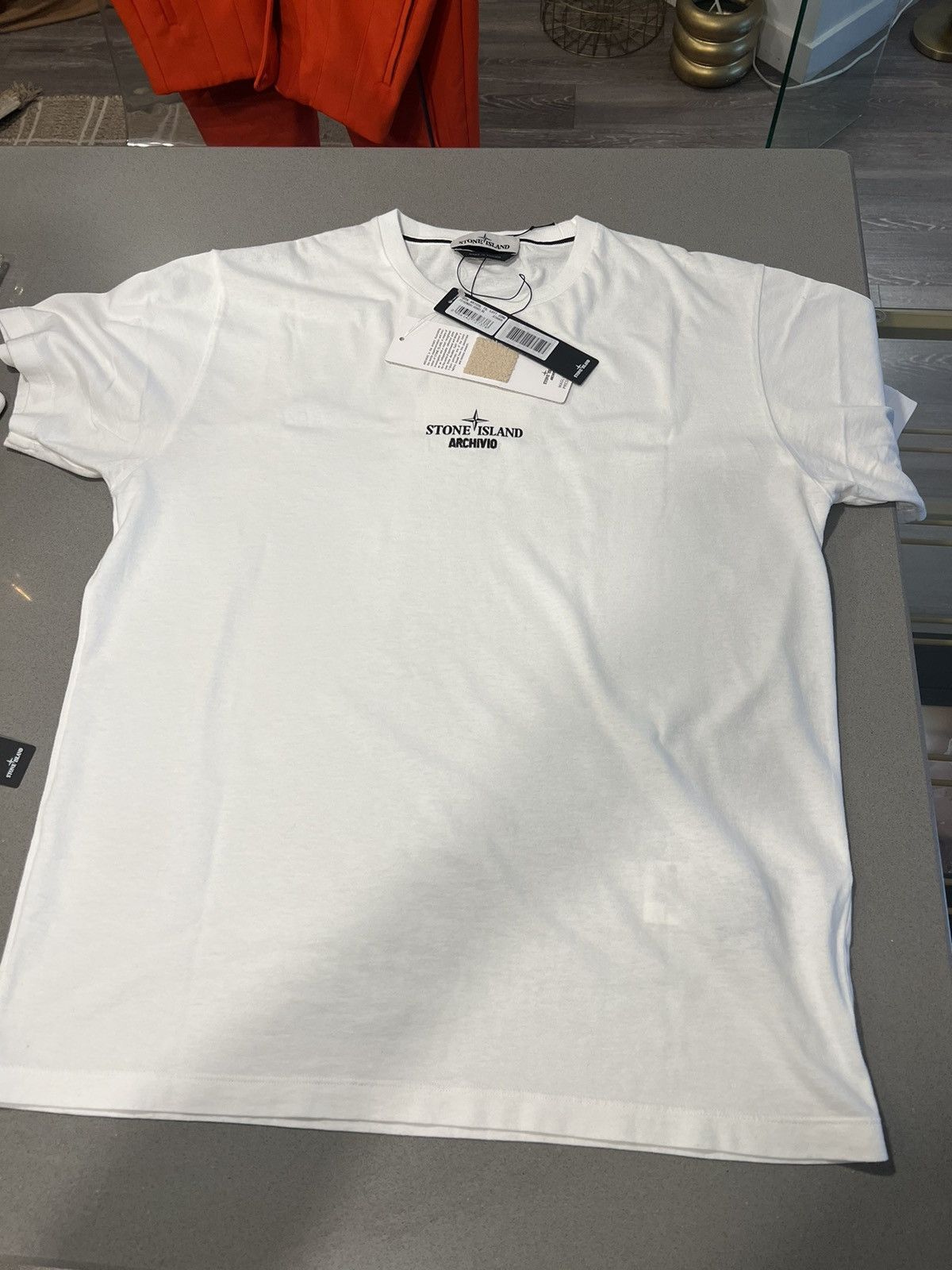 Stone Island Stone island t shirt dry cleaned worn once Size US XL / EU 56 / 4 - 5 Thumbnail