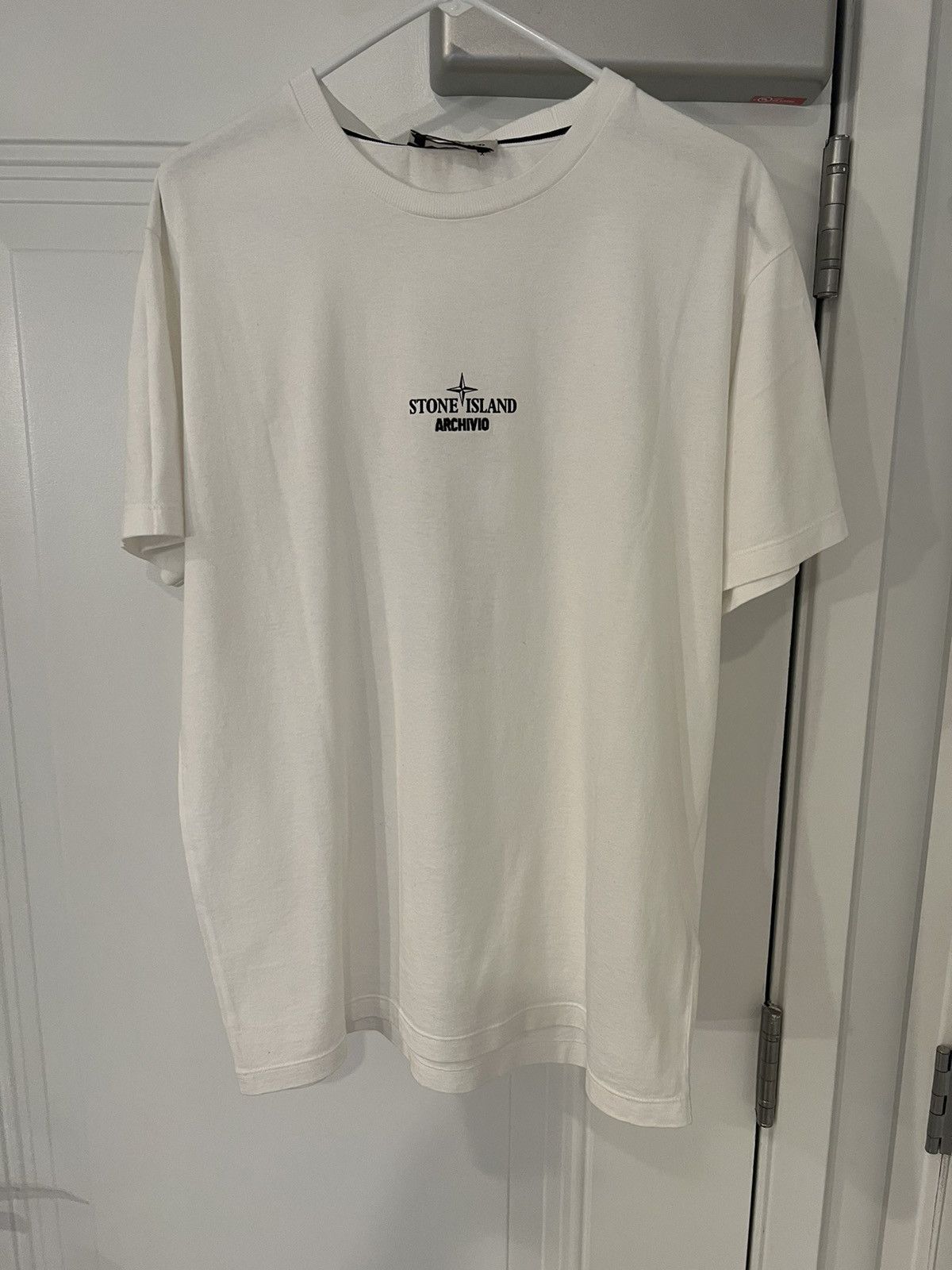 Stone Island Stone island t shirt dry cleaned worn once Size US XL / EU 56 / 4 - 3 Thumbnail