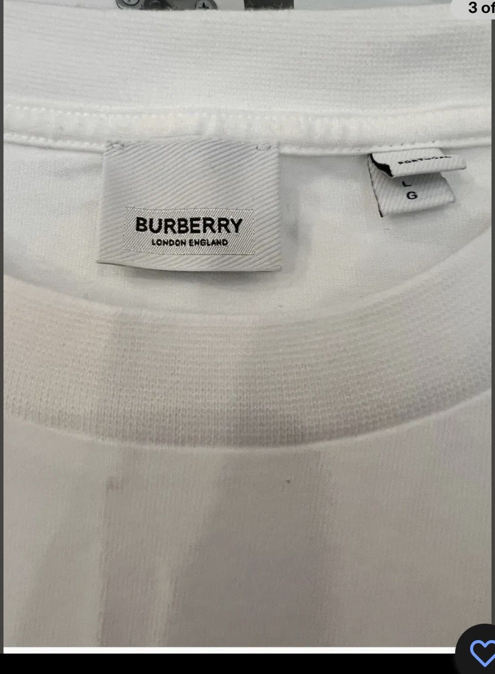Burberry Burberry t shirt dry clean no stains worn once Size US L / EU 52-54 / 3 - 5 Thumbnail