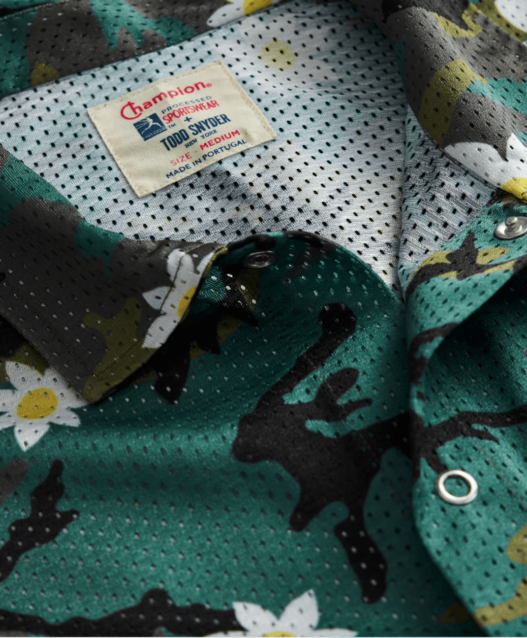 Champion × Mark McNairy × Todd Snyder MARK MCNAIRY X CHAMPION BY TODD SNYDER DAISY CAMO SHIRT L Size US L / EU 52-54 / 3 - 3 Thumbnail