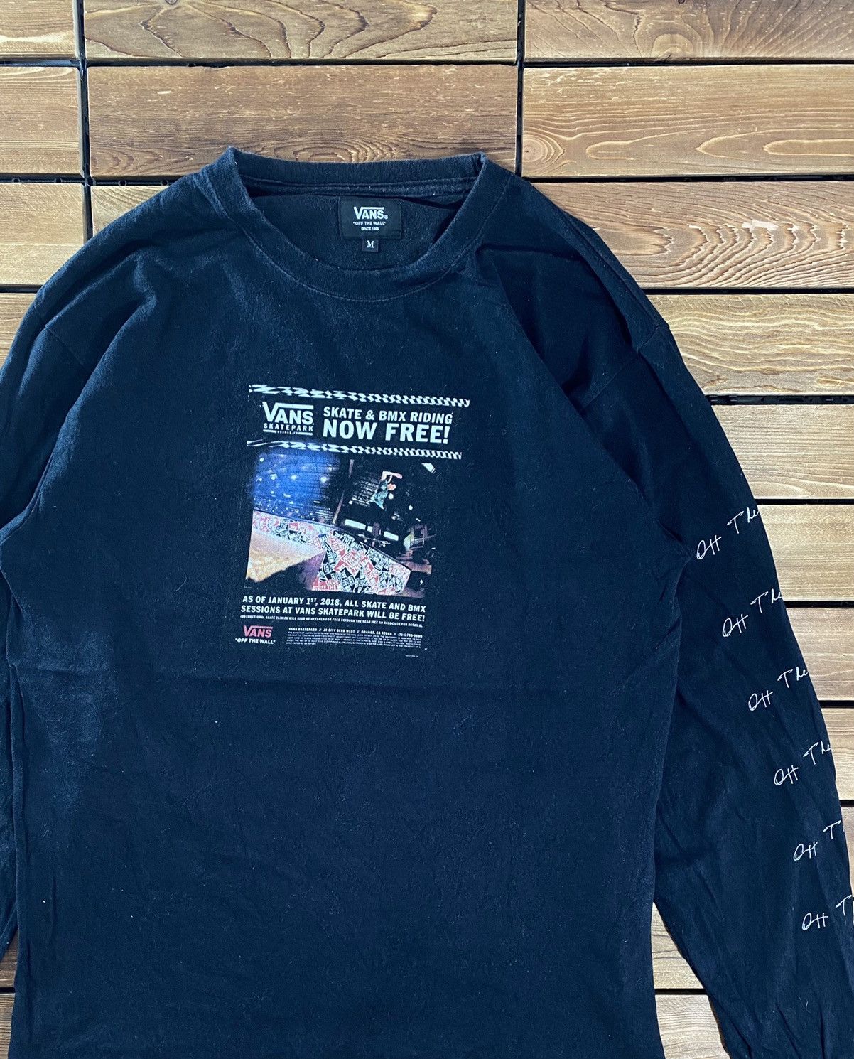 Vans Vans On The Wall Skatepark Skate & Bmx Riding Big Logo Sz M Size US M / EU 48-50 / 2 - 3 Thumbnail