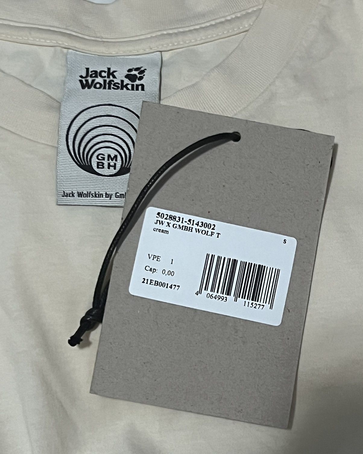 GmbH Jack Wolfskin X GMBH Cream T-shirt Size US S / EU 44-46 / 1 - 7 Thumbnail