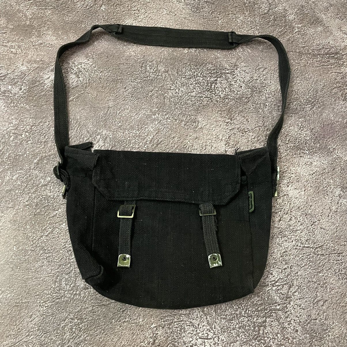 Vintage Vintage Y2K Black Canvas Crossbody Bag Military Streetwear O Size ONE SIZE - 3 Thumbnail