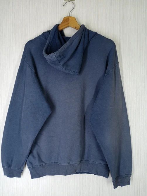 Nike Rare Vintage Distressed Nike Embroidered Logo Hoodie Size US M / EU 48-50 / 2 - 4 Thumbnail