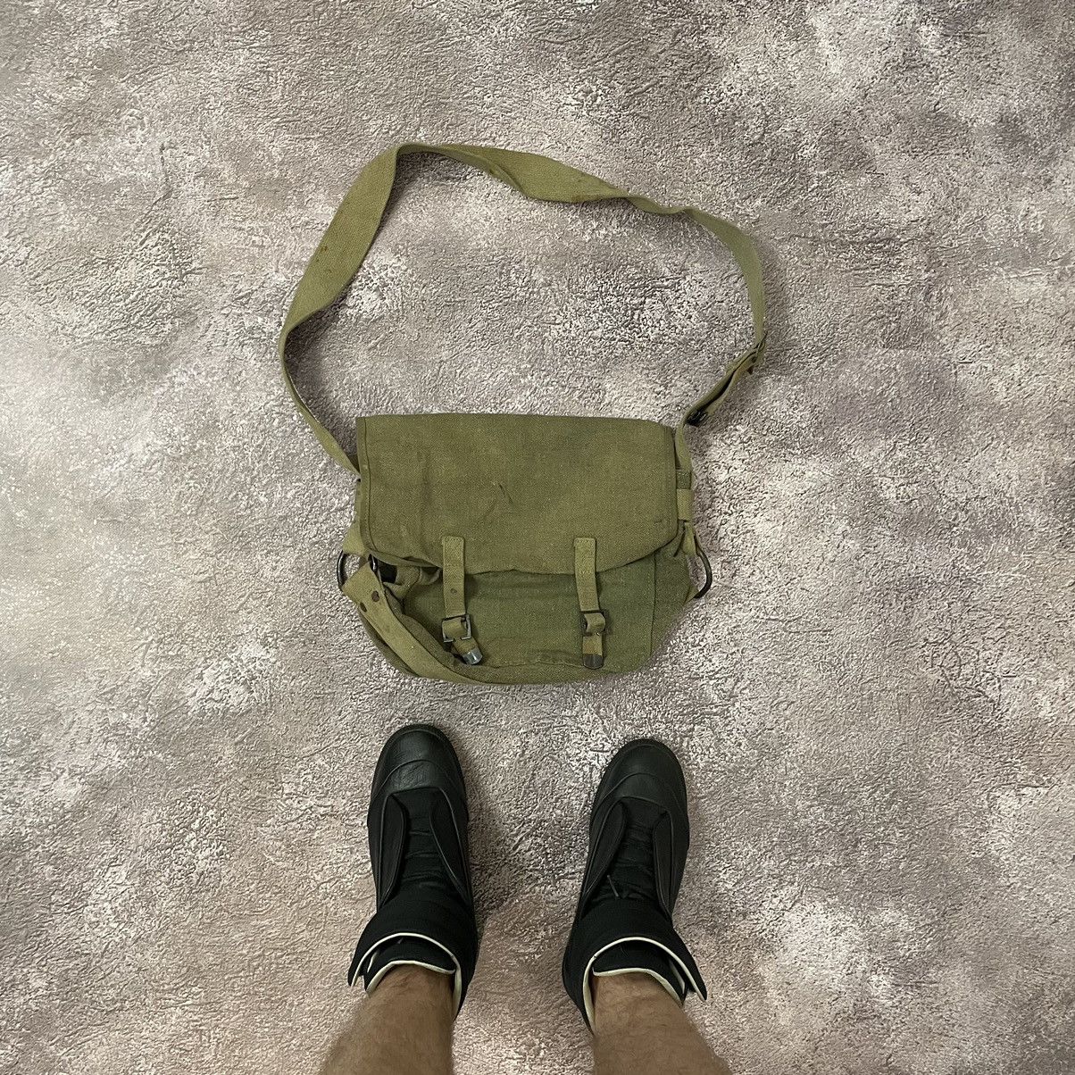 Vintage Vintage Y2K Military Canvas Crossbody Bag Olive Green OS Size ONE SIZE - 1 Thumbnail