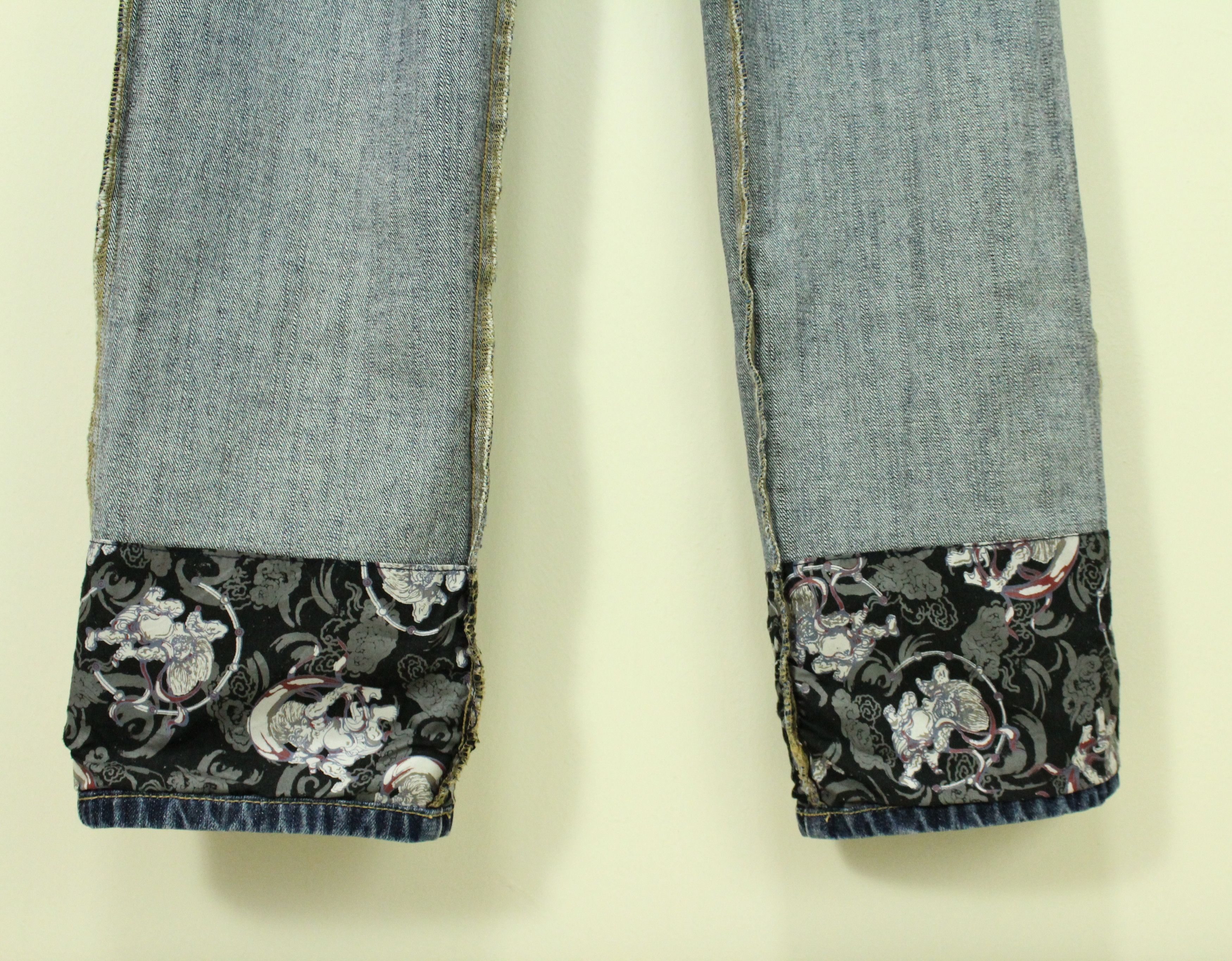 Vintage Embroidered Denim Koi fish Sukajan Dragon Size US 32 / EU 48 - 13 Thumbnail