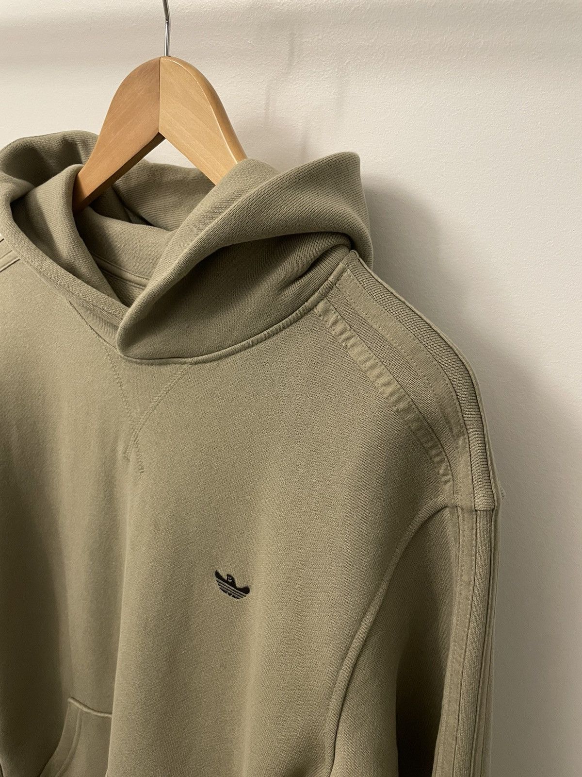 Adidas Adidas skateboarding gonz shmoo hooded sweatshirt Size US M / EU 48-50 / 2 - 2 Thumbnail
