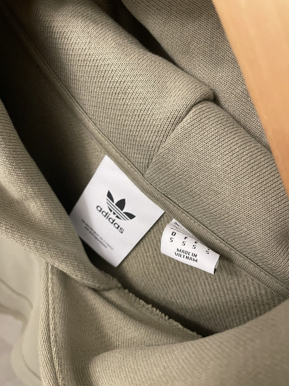 Adidas Adidas skateboarding gonz shmoo hooded sweatshirt Size US M / EU 48-50 / 2 - 3 Thumbnail