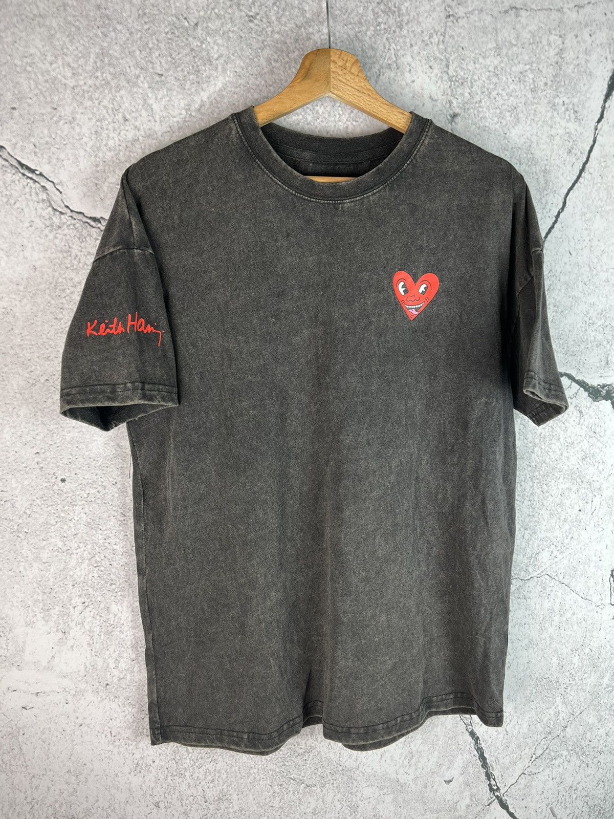 Keith Haring Vintage Keith Haring heart logo tshirt Size US M / EU 48-50 / 2 - 1 Thumbnail